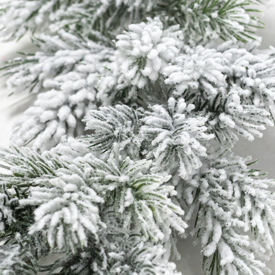 6' Flocked Spruce Garland