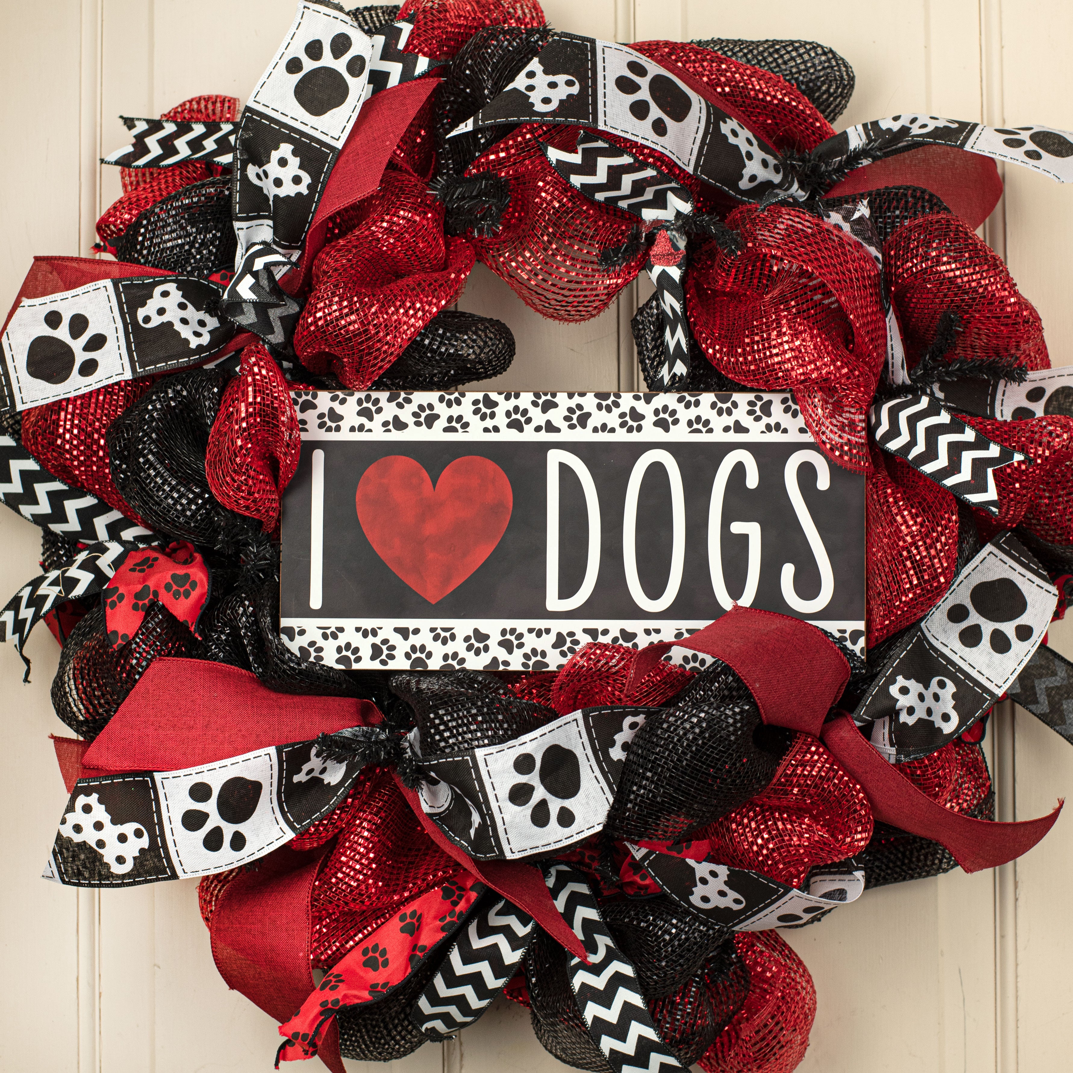 12" Wooden Sign: I Heart Dogs