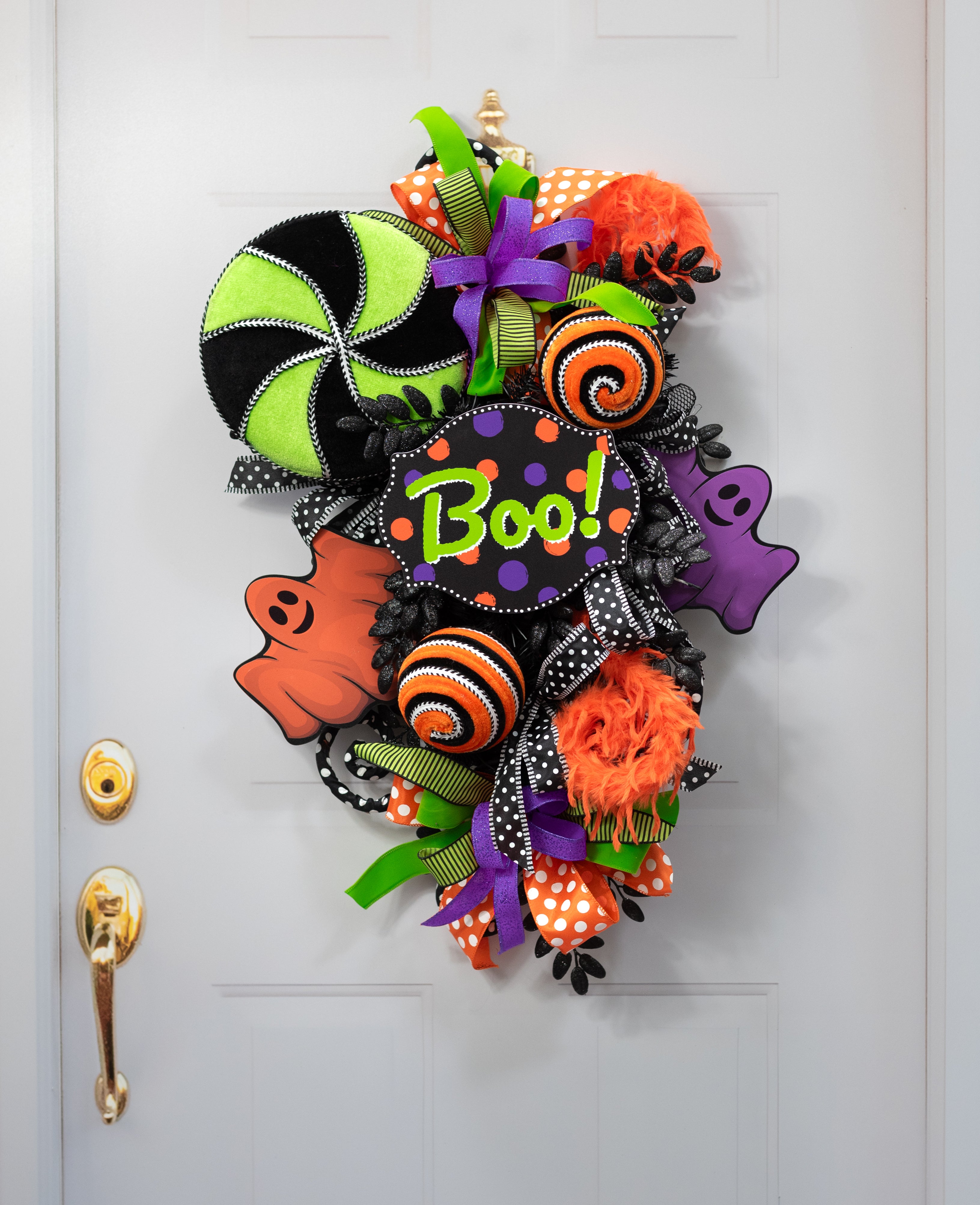 10" Waterproof Accent Sign: Scalloped Dots Boo Black Halloween
