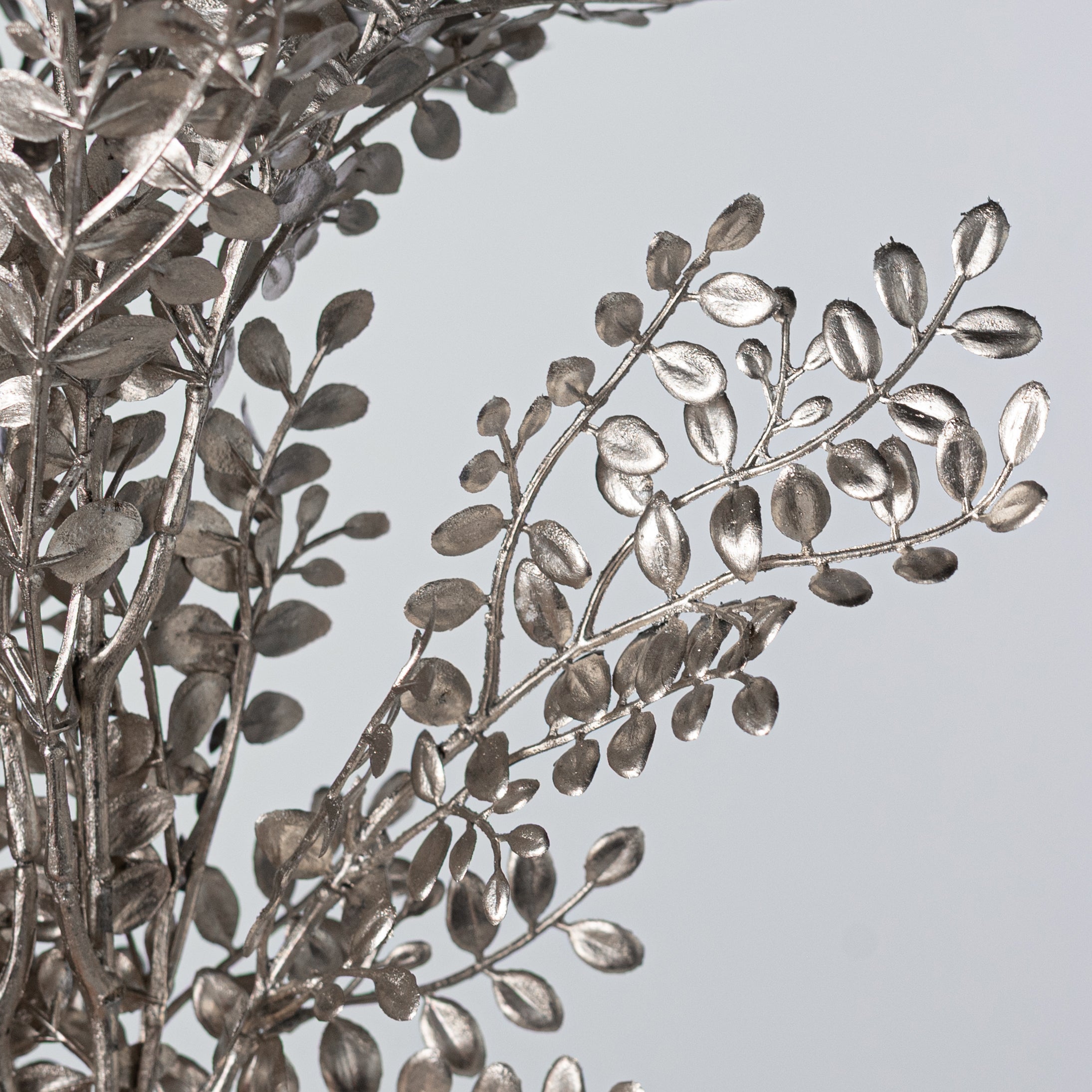 20" Metallic Button Leaf Fern Bush: Champagne Gold
