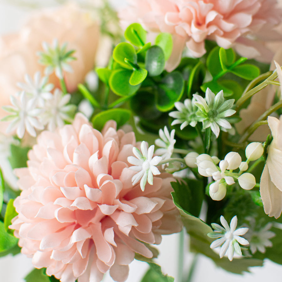 13" Anemone Mum Bush: Pink & Blush detail photo 4