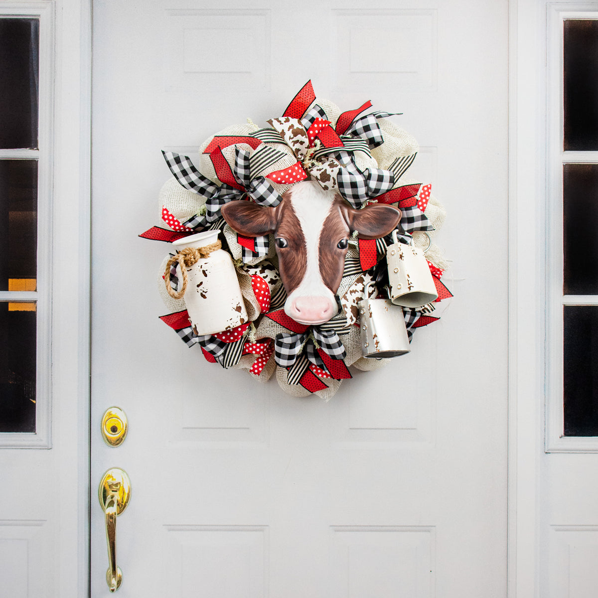 4" Antique Cowbell Ornament: Cream detail photo 4