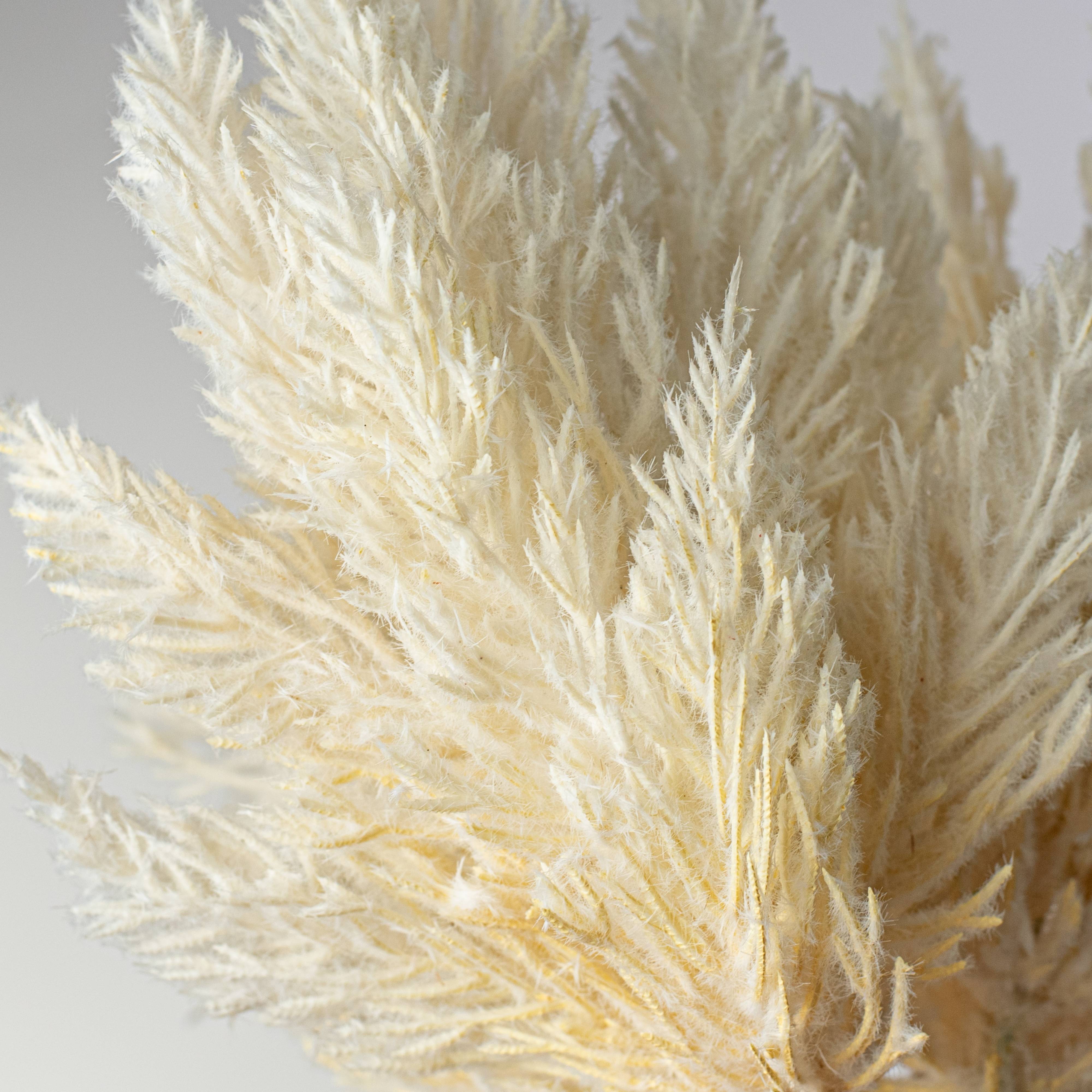 14" Astilbe Bundle: Cream Lifestyle Photo