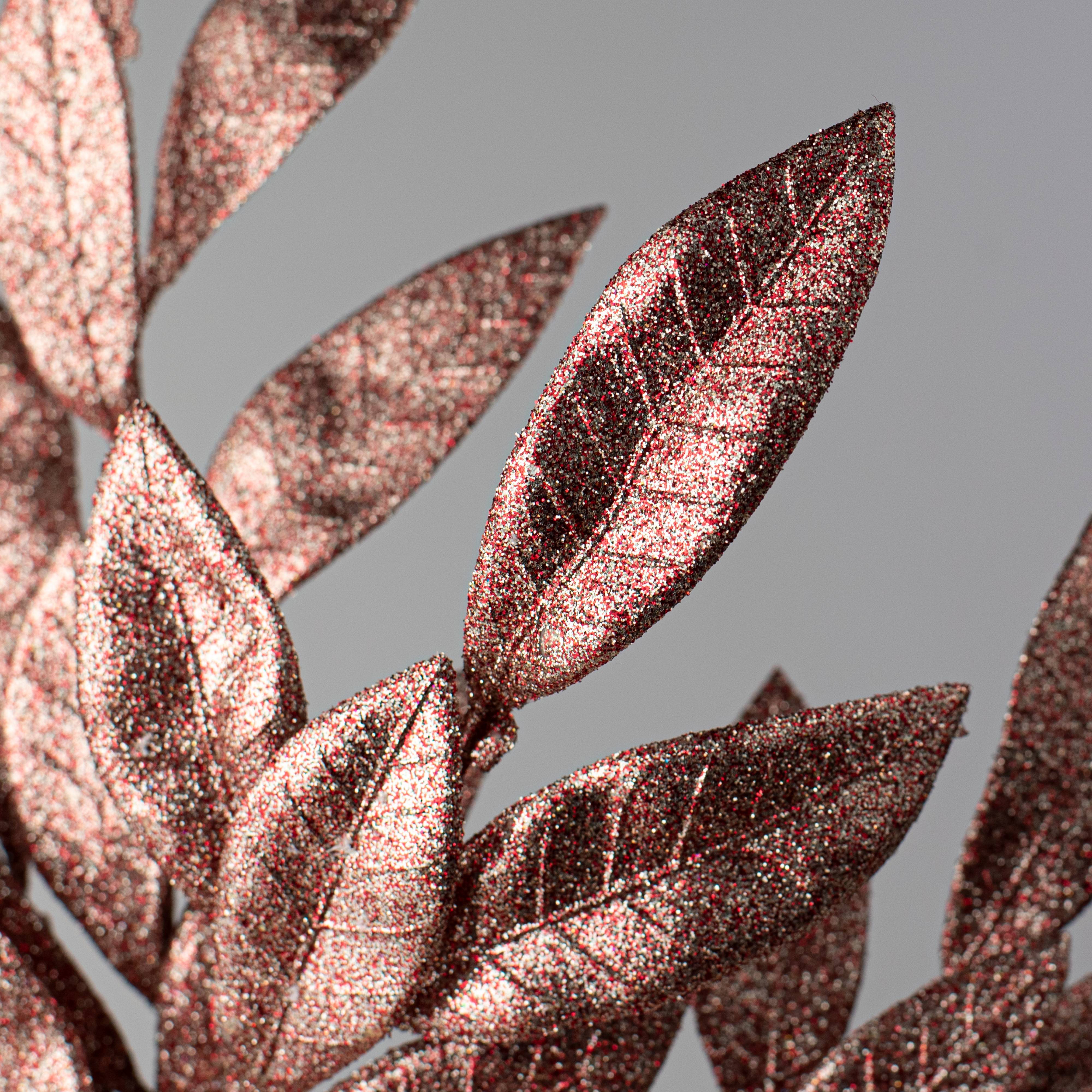 23" Bay Leaf Glitter Spray: Platinum Burgundy Lifestyle Photo