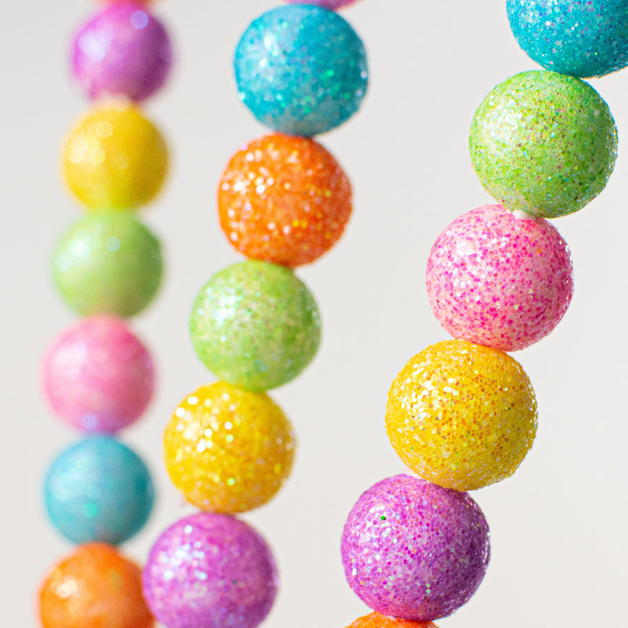 Beaded Glitter Ball Spray: Pastel (25") Lifestyle Photo