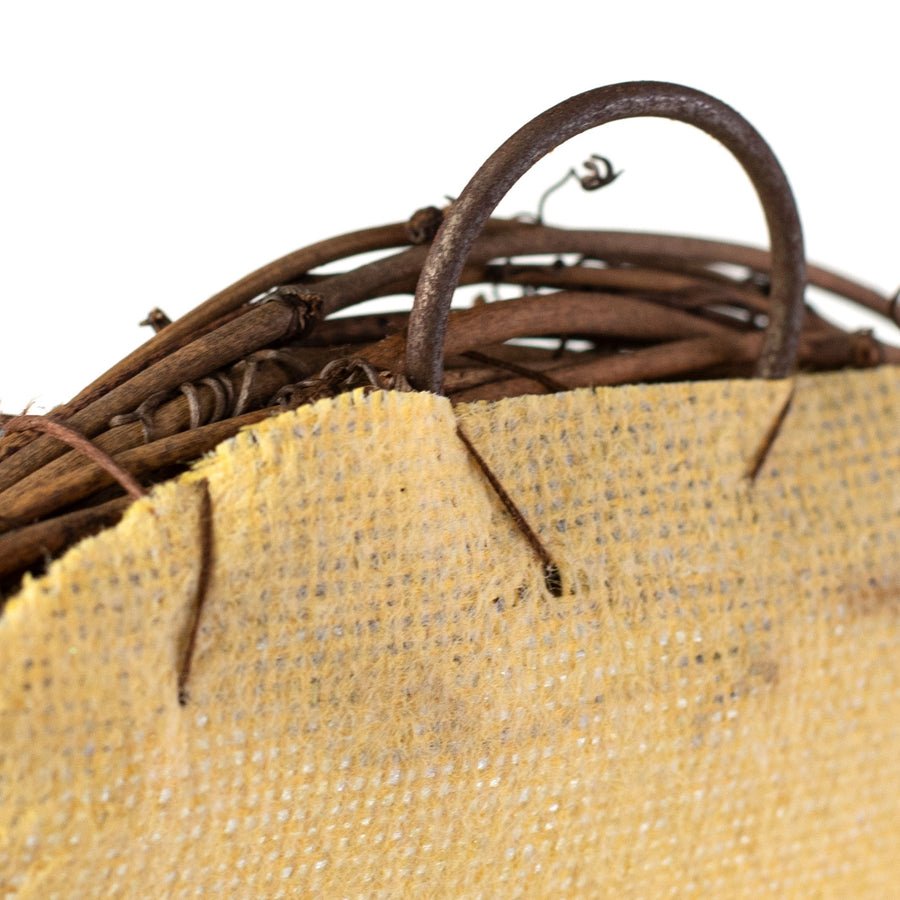 20" Bee Hive Grapevine Hanger detail photo 4