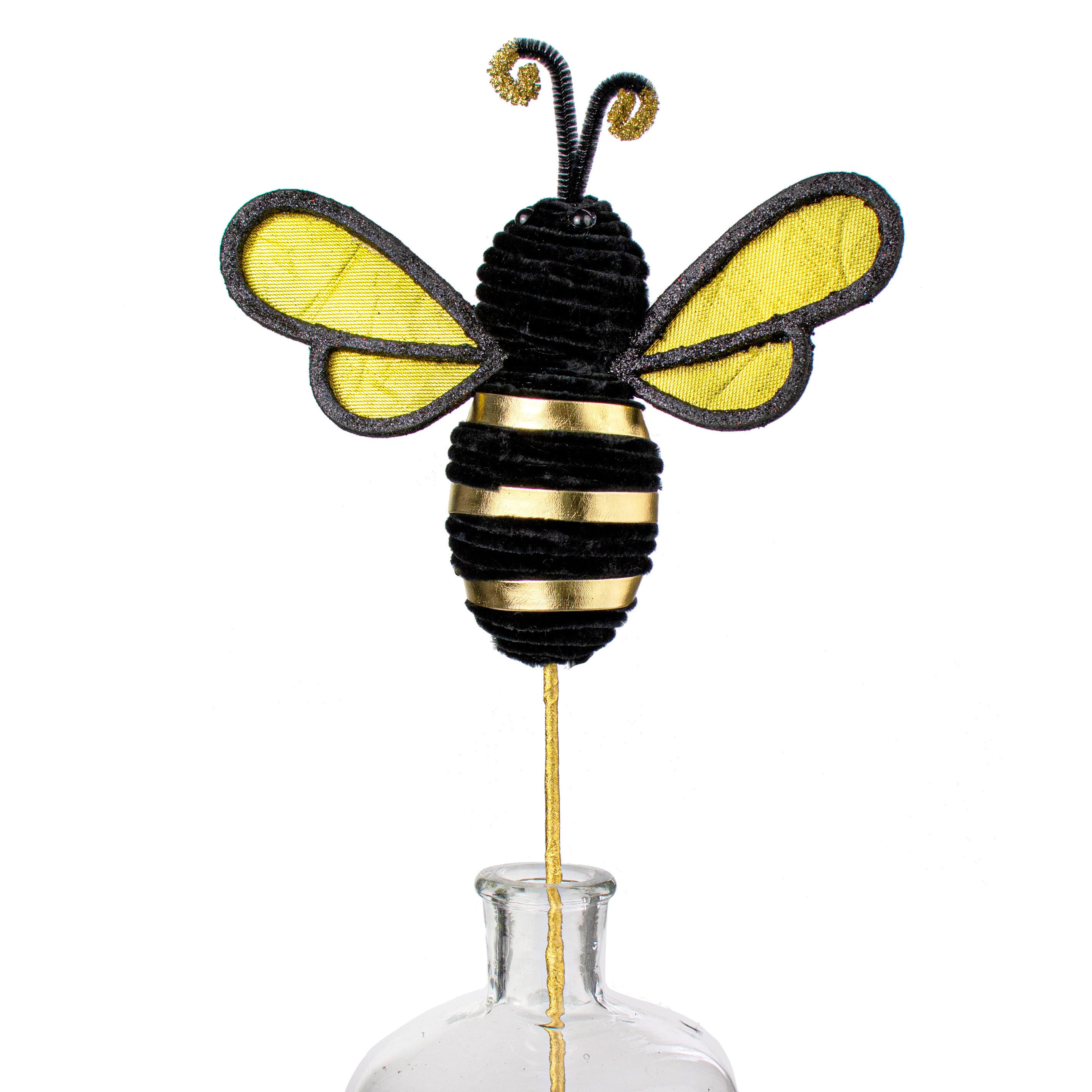 18" Bee Pick: Metallic Gold & Black Item Number: 63240GDBK