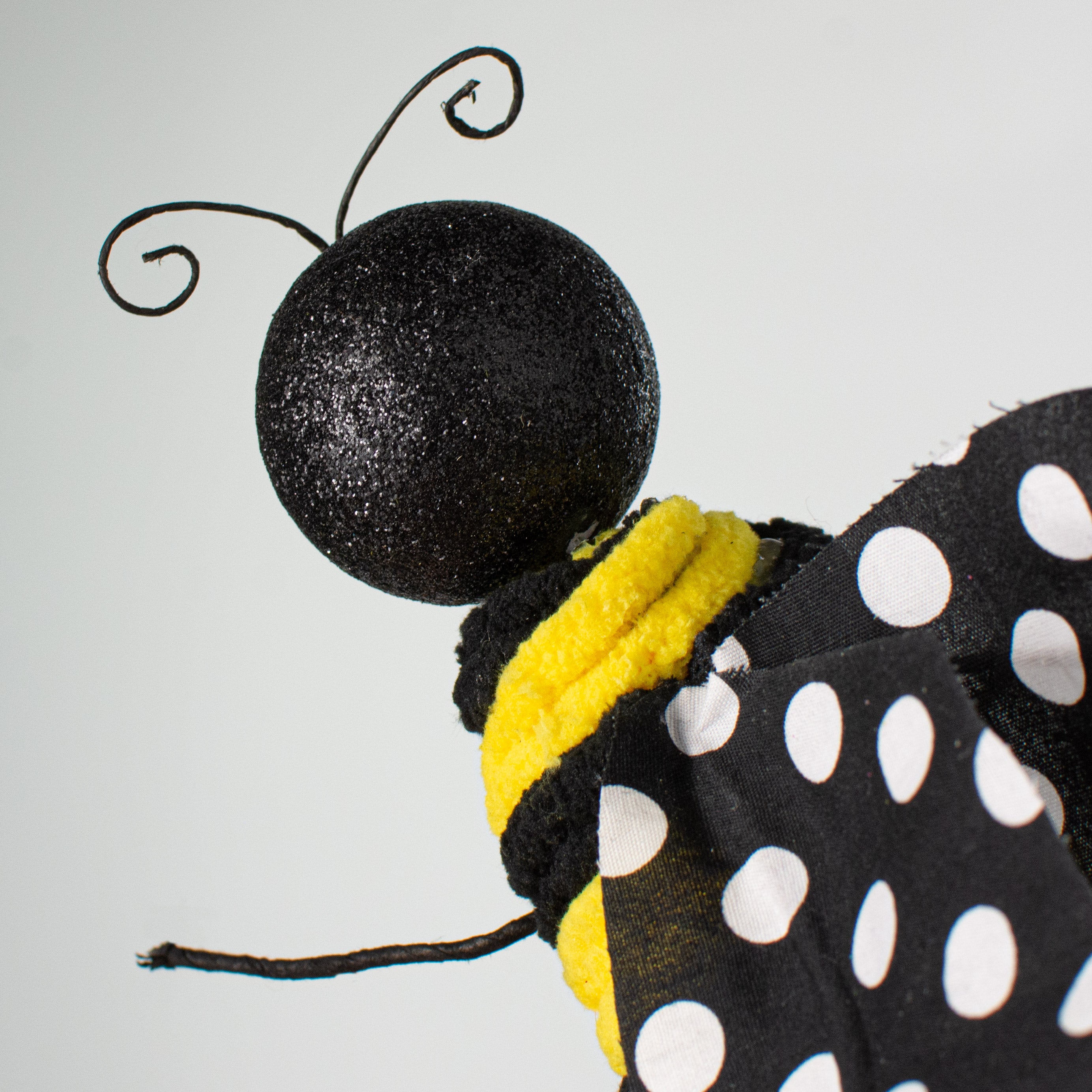 9" Bee Polka Dot Pick detail photo 3