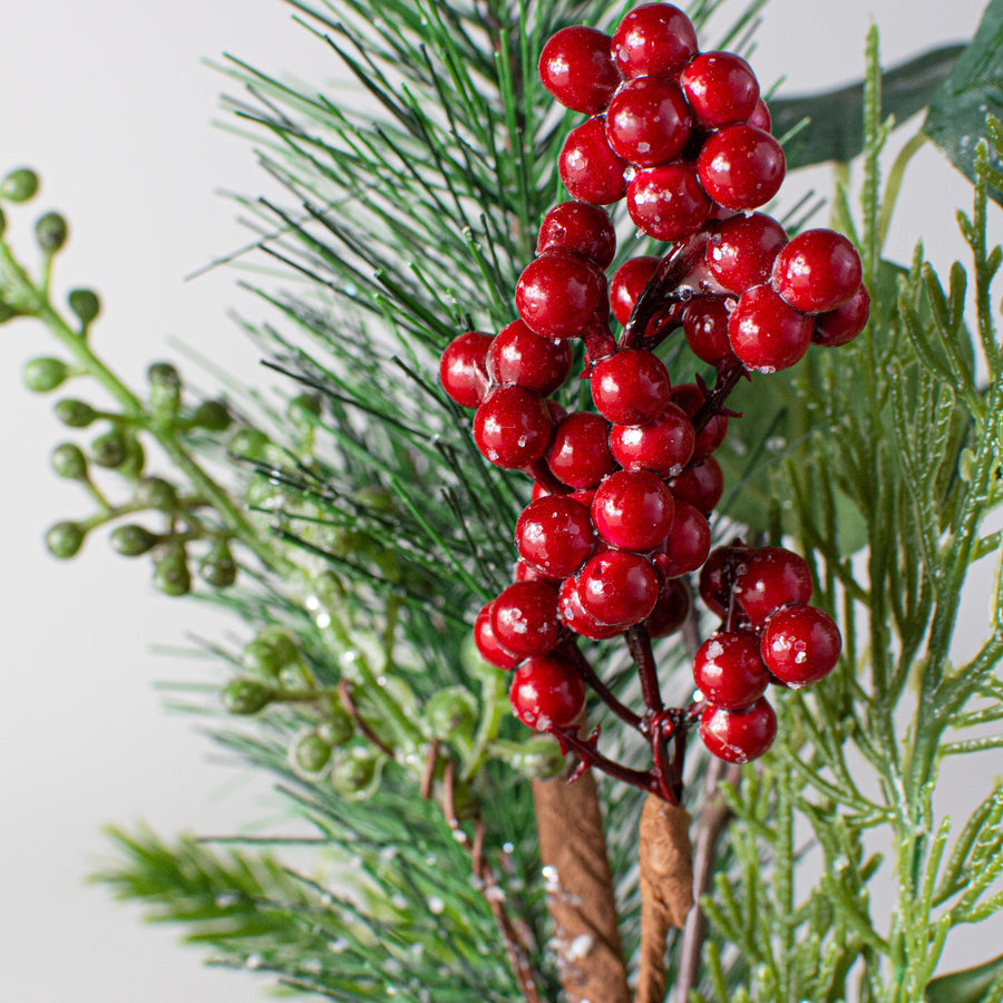 16" Berry & Mix Pine Pick Lifestyle Photo