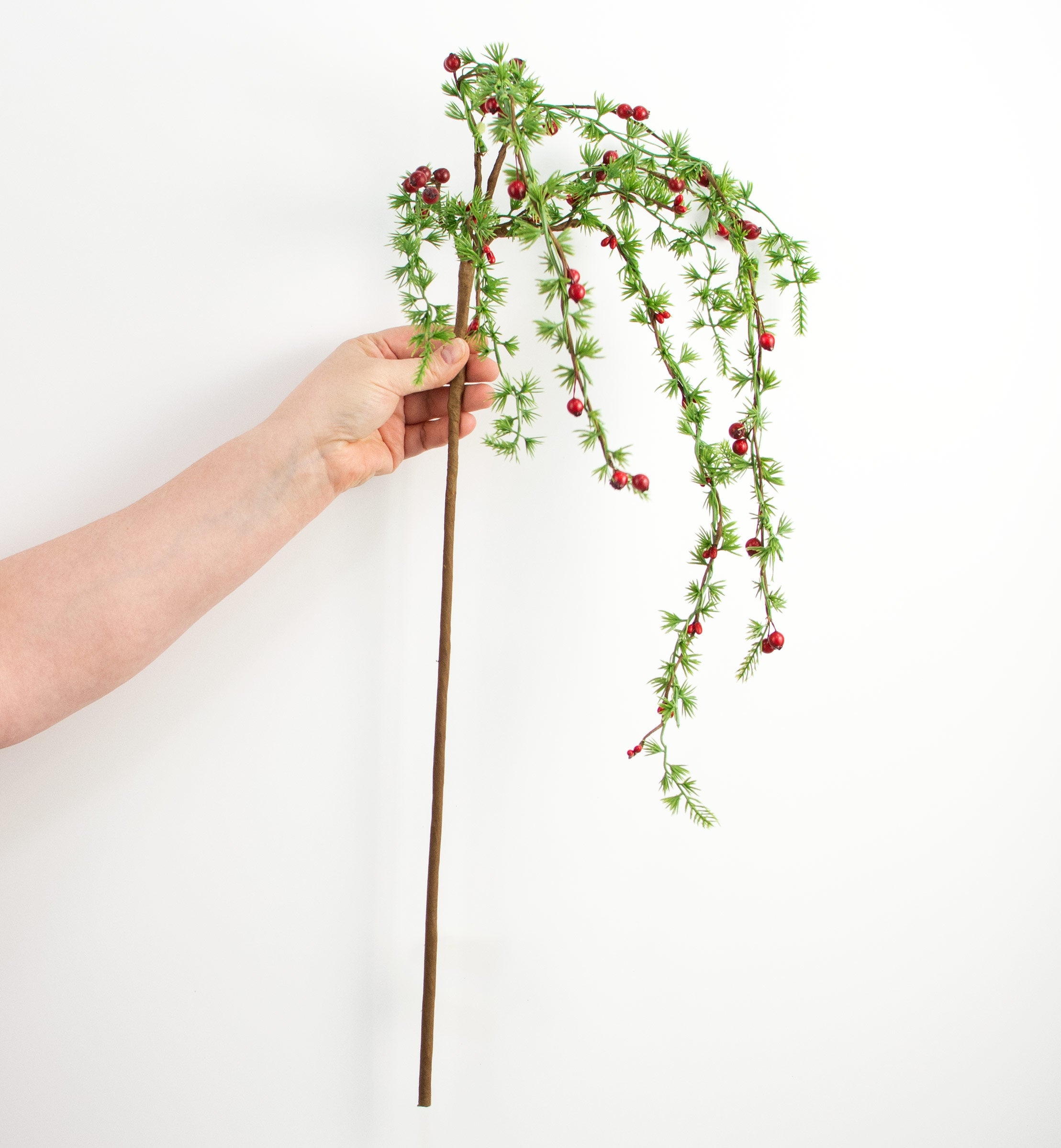 40" Berry Pine Hanging Spray detail photo 3