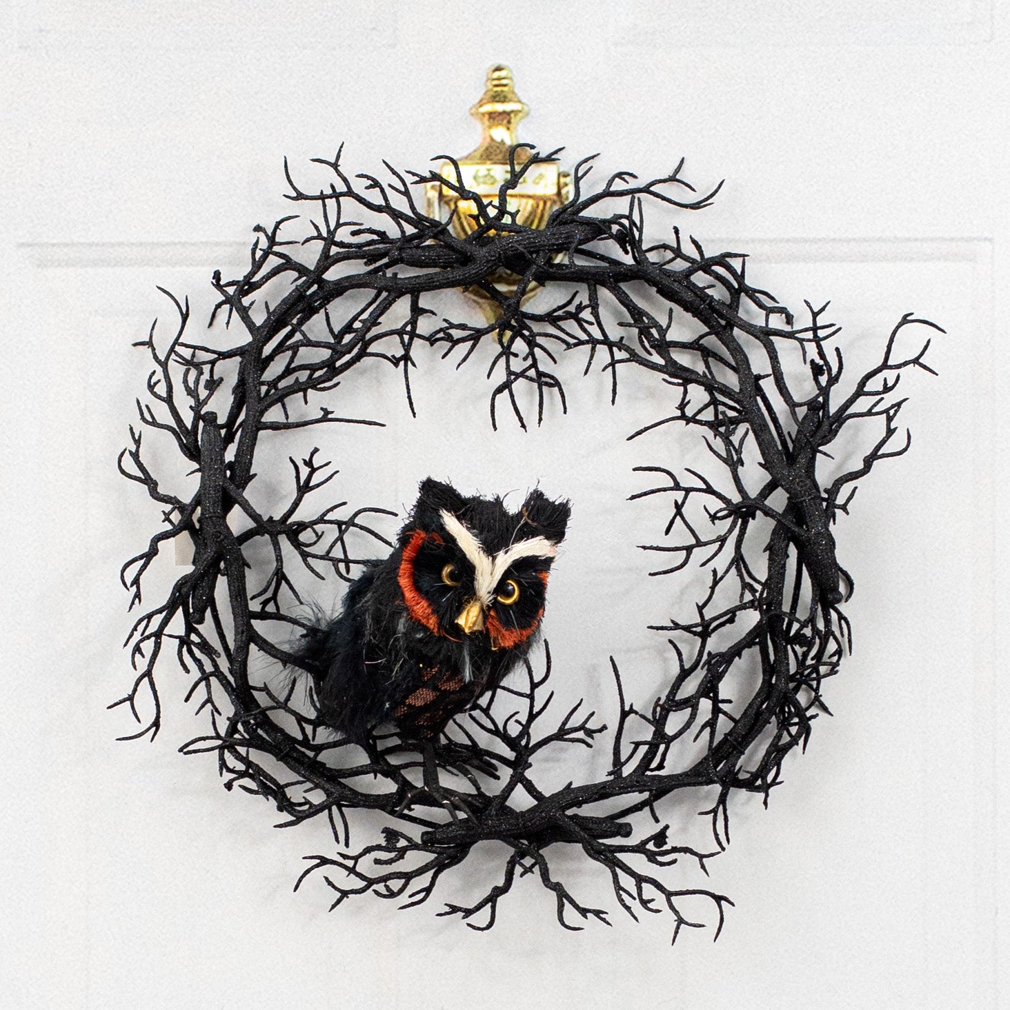 20" Black Glittered Wispy Twigs Wreath Lifestyle Photo