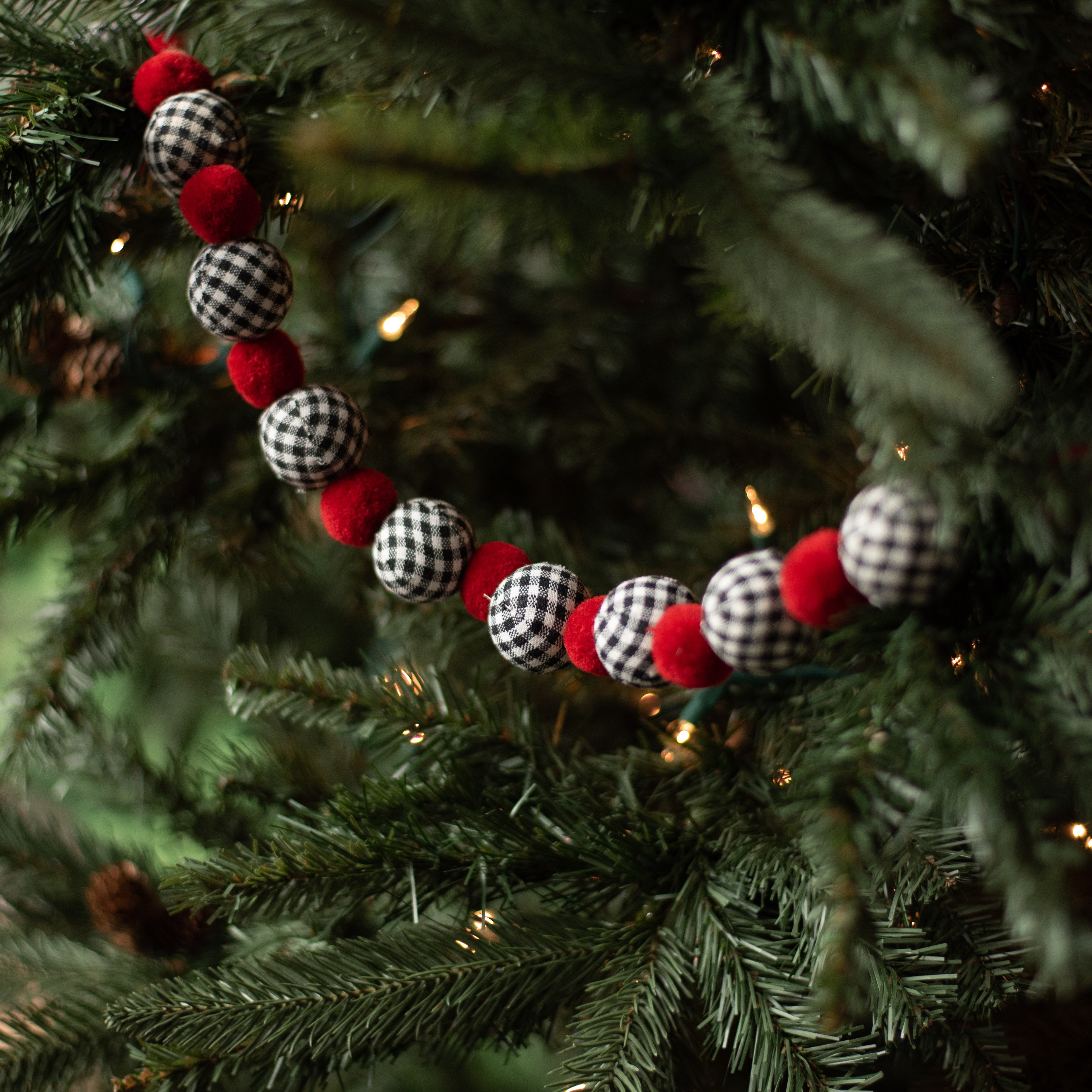 4' Black & White Check Fabric Ball Garland Lifestyle Photo