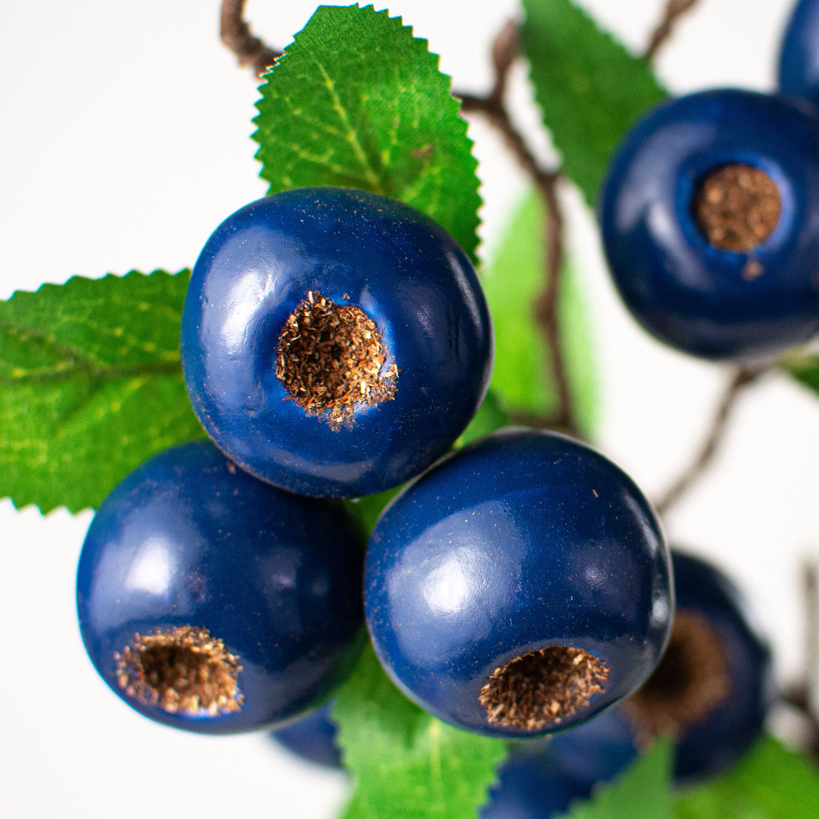23" Blueberry Spray detail photo 3