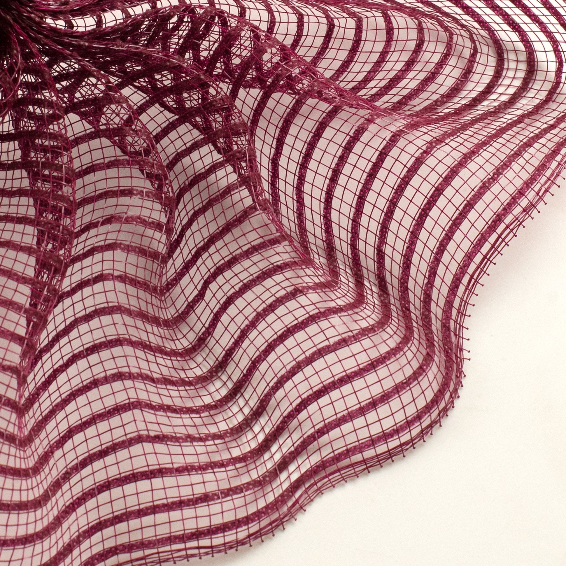 10" Breeze Mesh: Burgundy Lifestyle Photo