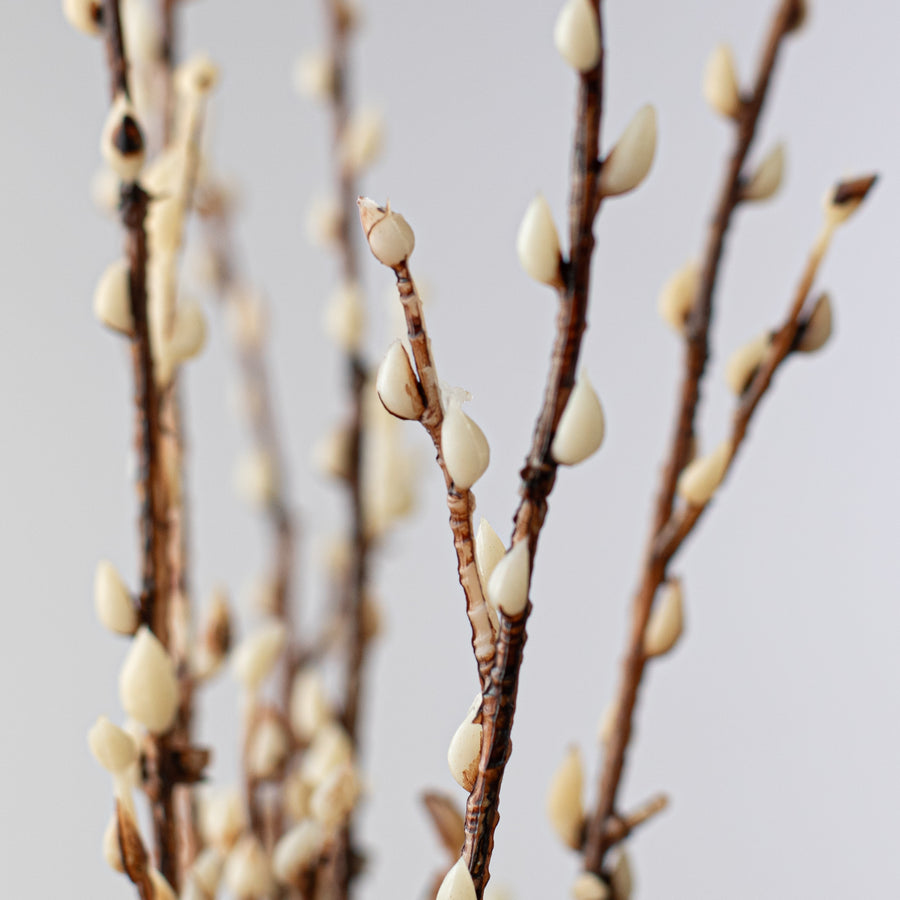 17" Buds Branch Bundle Lifestyle Photo