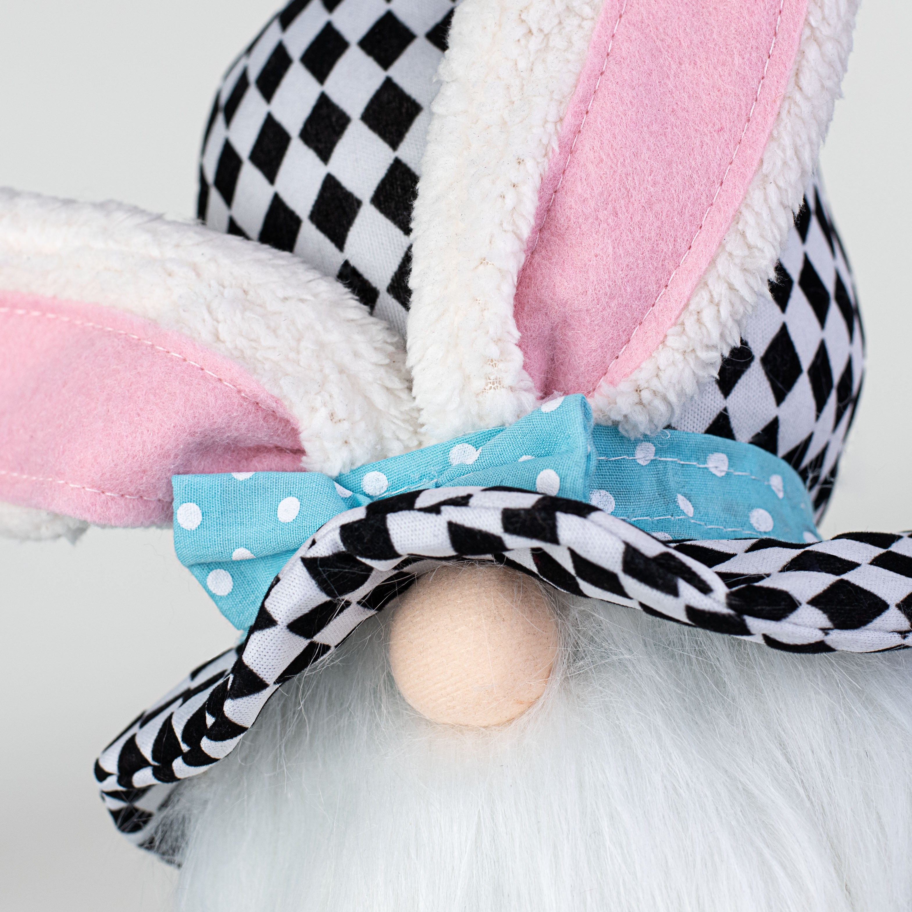 13" Bunny Harlequin Top Hat Gnome: Light Blue detail photo 3
