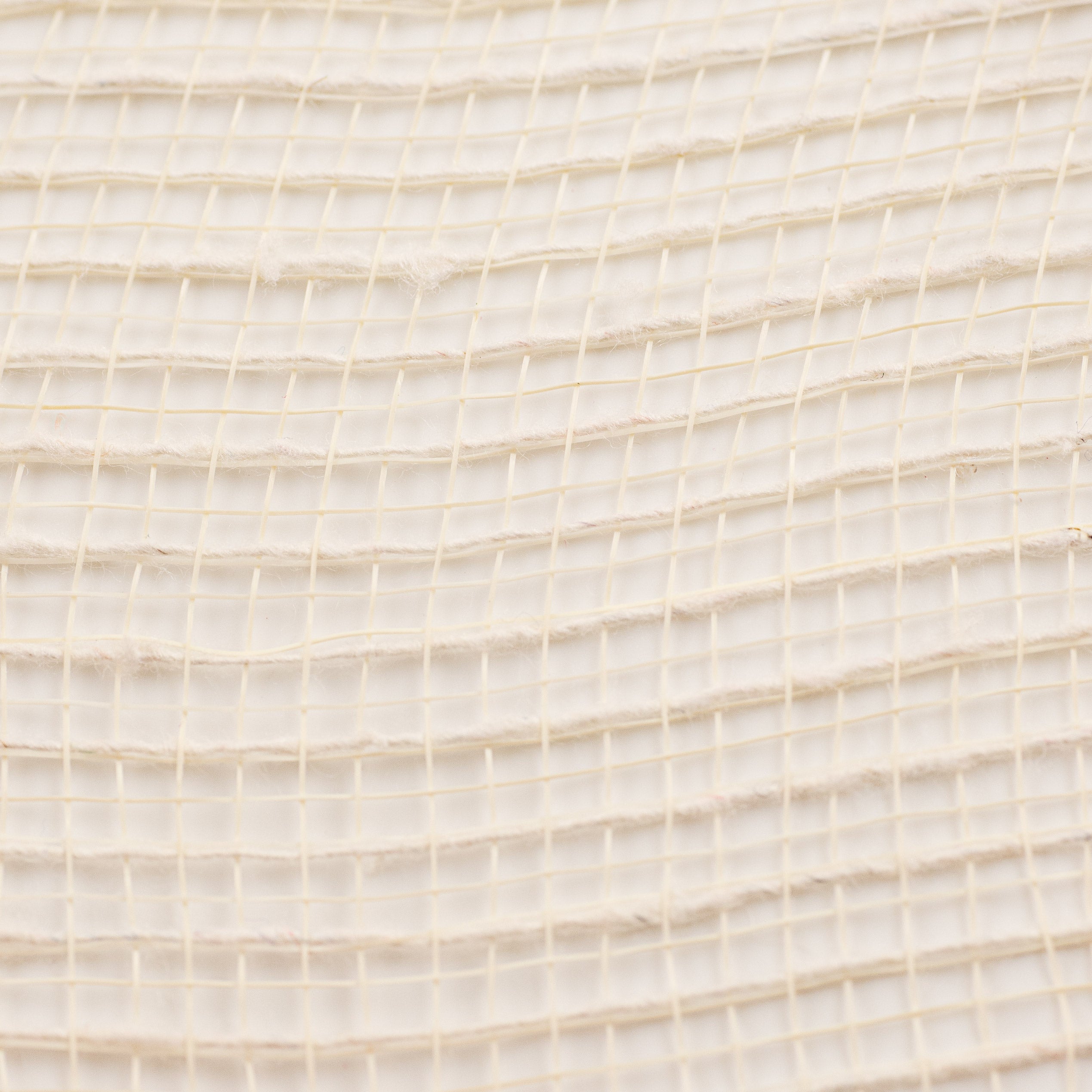 10" Burlap Deco Mesh: Ivory (10 Yards) detail photo 3