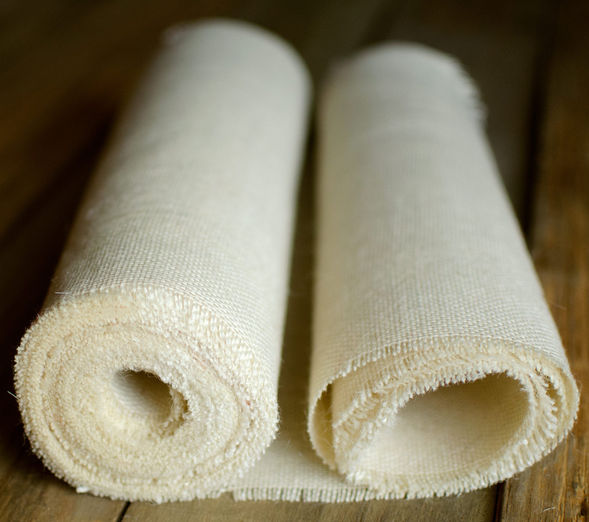 14" Burlap Fabric Roll With Fringed Edge: Ivory(10 Yards) Lifestyle Photo