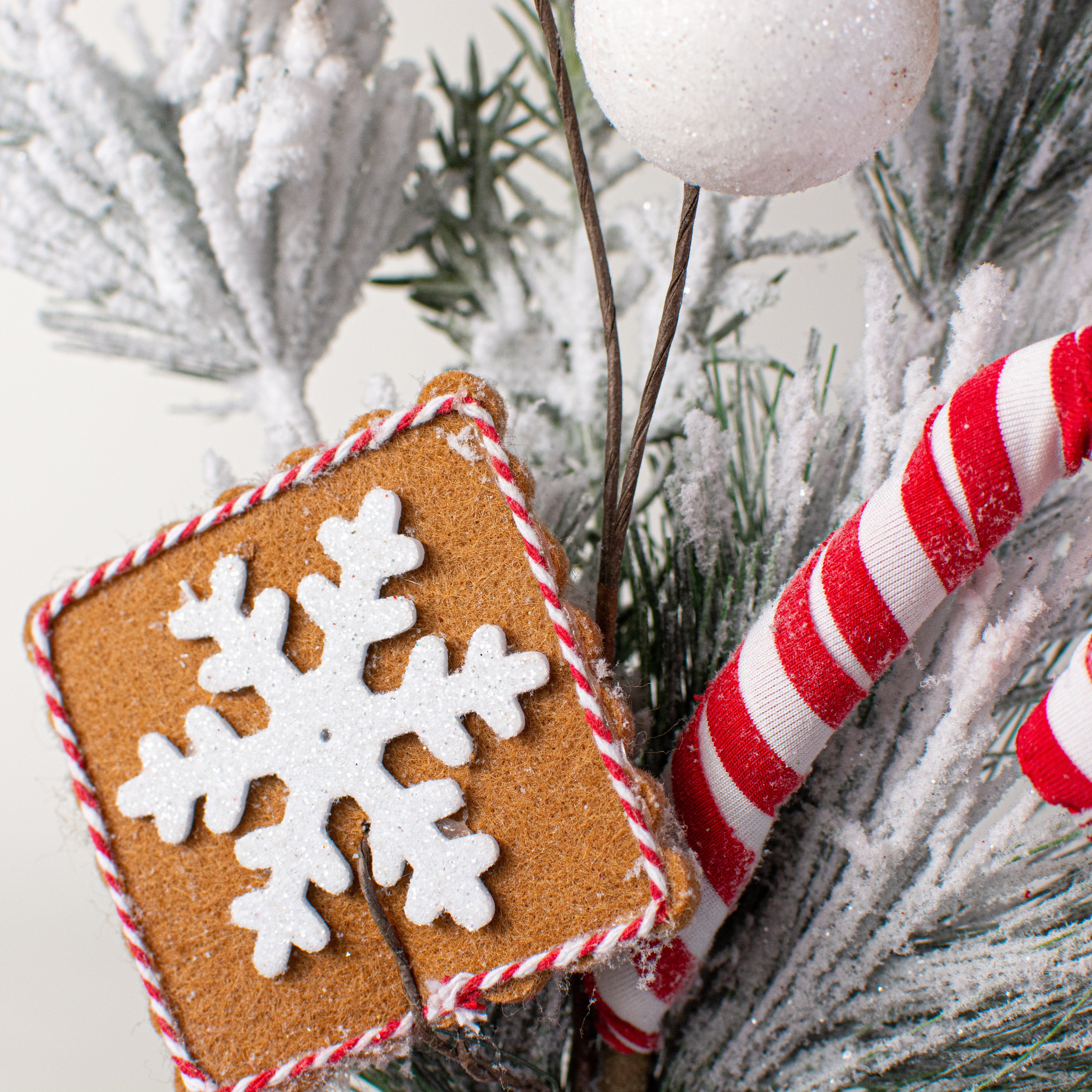 16" Candy Cane, Snowflake Cookie, Pine Pick Lifestyle Photo