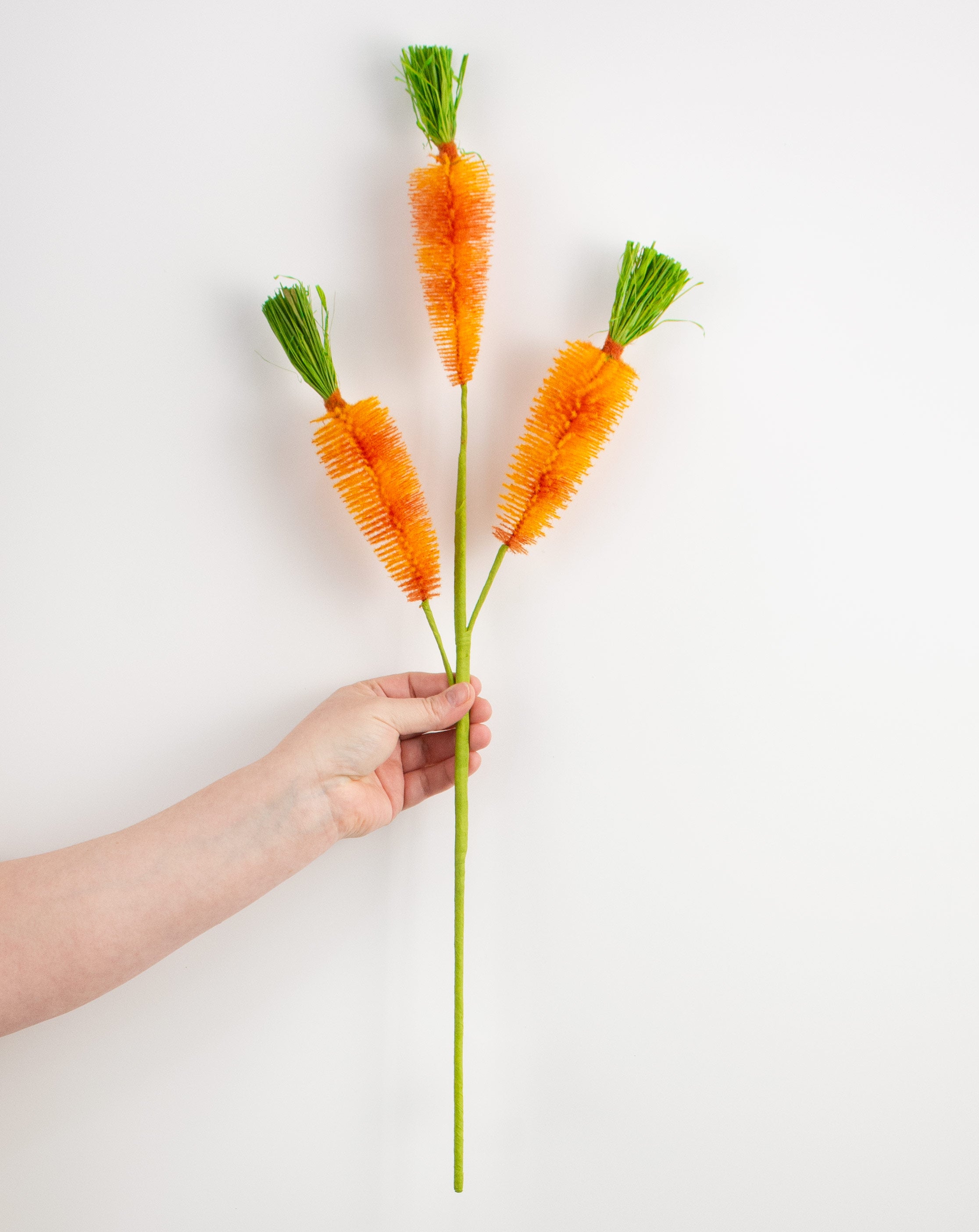 27" Carrot Spray: Two Tone Orange detail photo 3