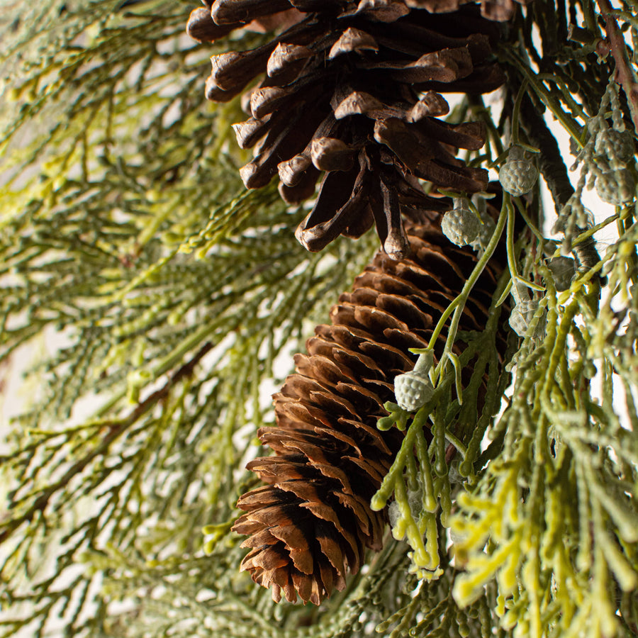 32" Cedar & Pinecone Teardrop detail photo 3