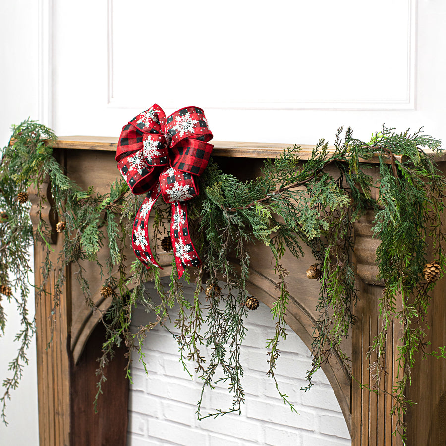 6' Cedar With Pinecones Garland Lifestyle Photo