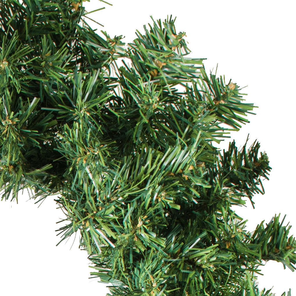 18" Cemetery Pine Wreath With Stake detail photo 3