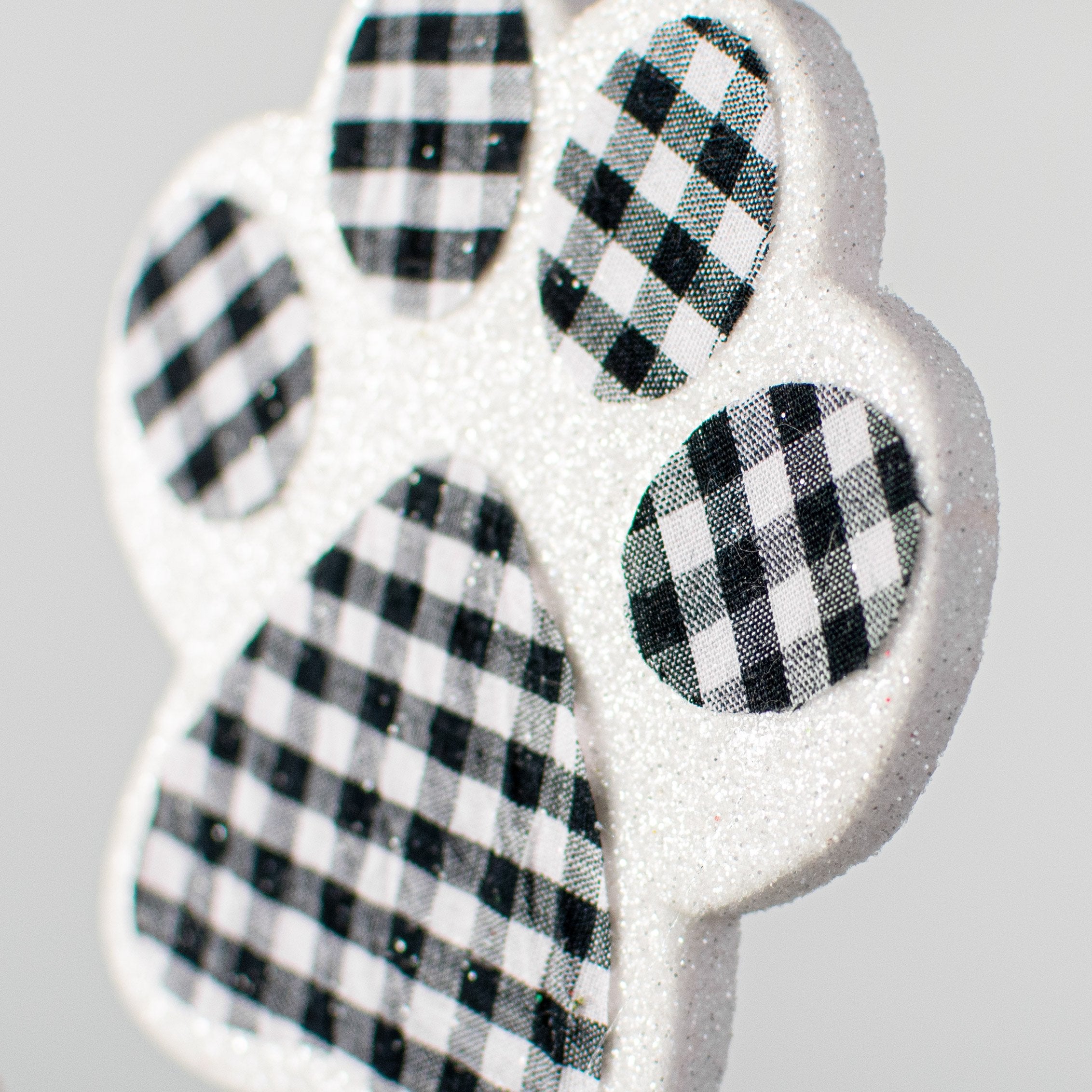 18" Check Dog Paw Spray: Black Lifestyle Photo