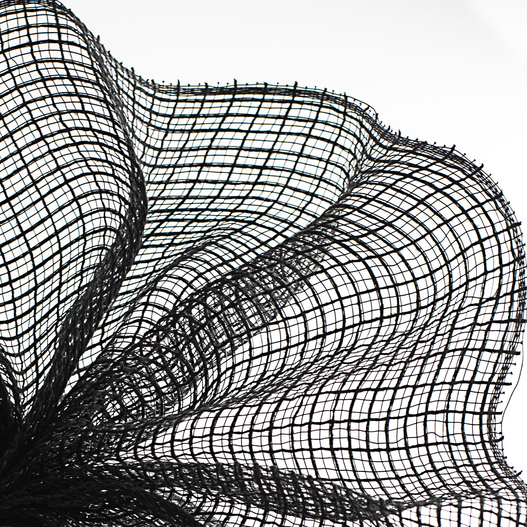 10" Check Fabric Mesh: Black Lifestyle Photo