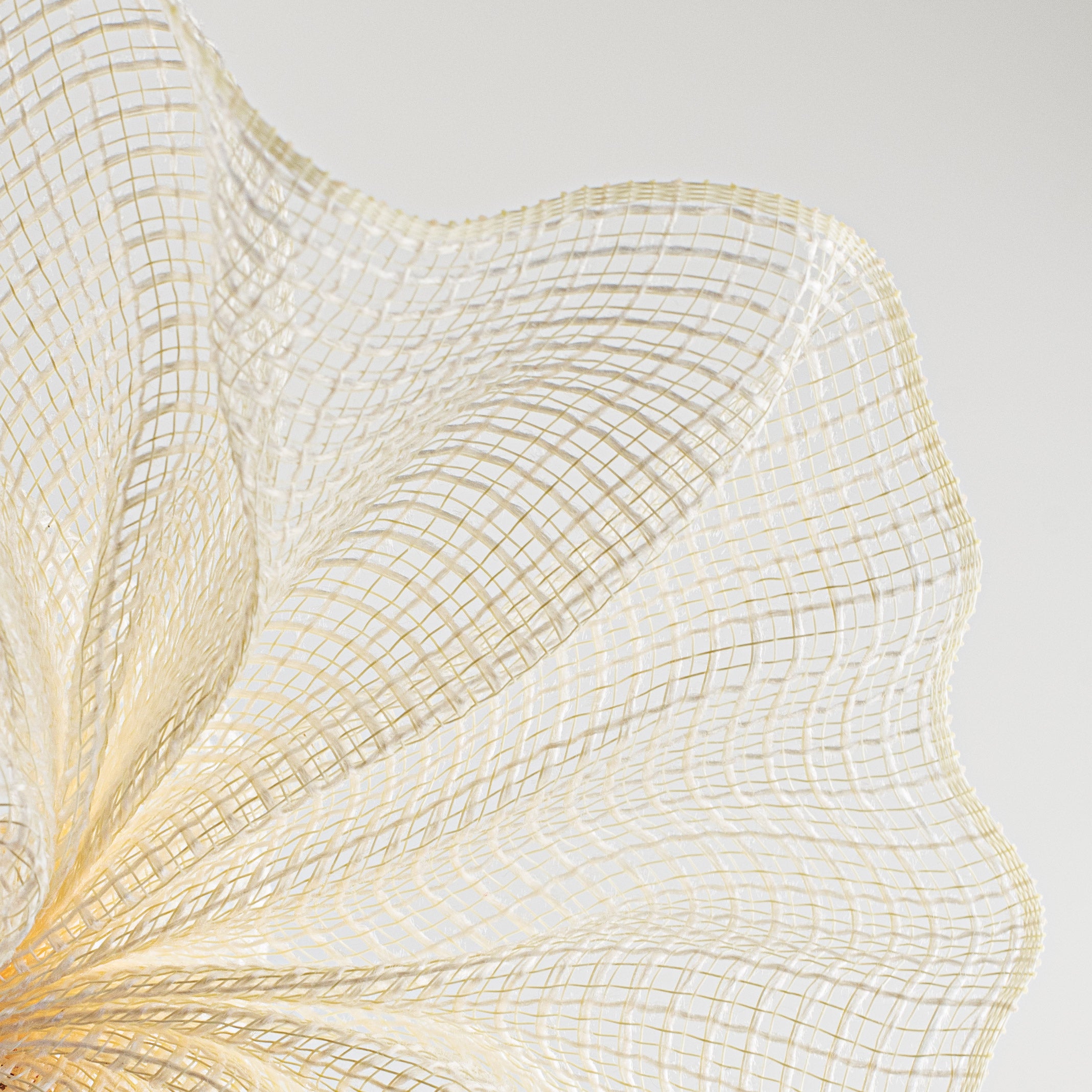 10" Check Fabric Mesh: Cream Lifestyle Photo