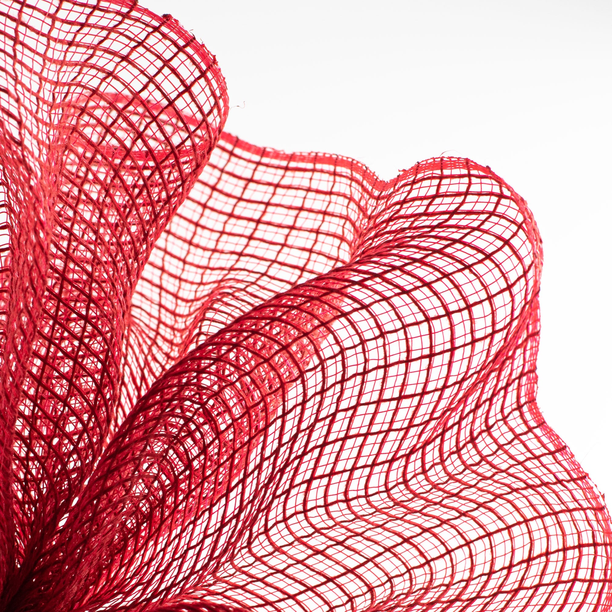10" Check Fabric Mesh: Red Lifestyle Photo