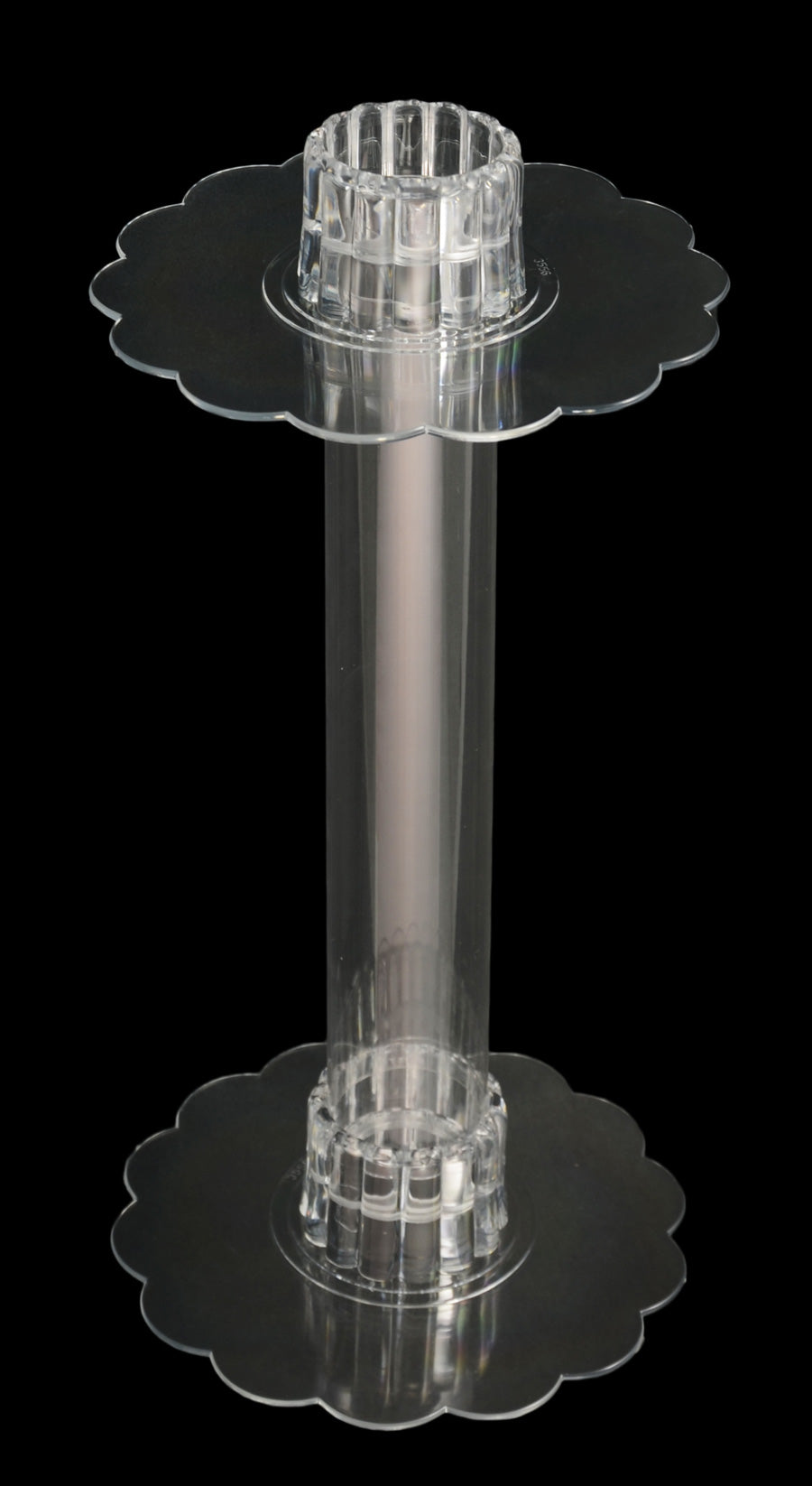 Clear Plastic Centerpiece Plate: 6" detail photo 3