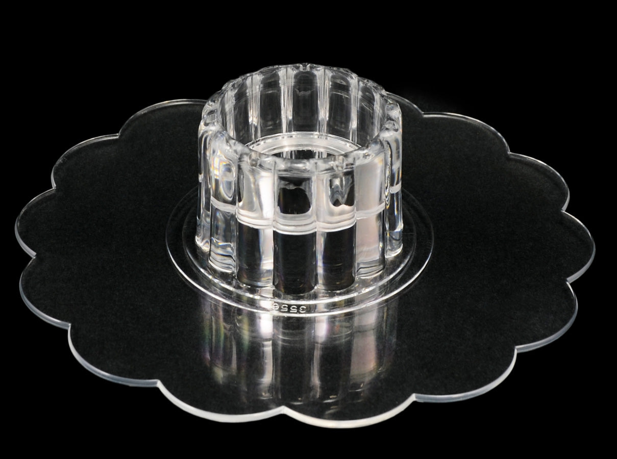 Clear Plastic Centerpiece Plate: 6" Item Number: 3556-CLEAR