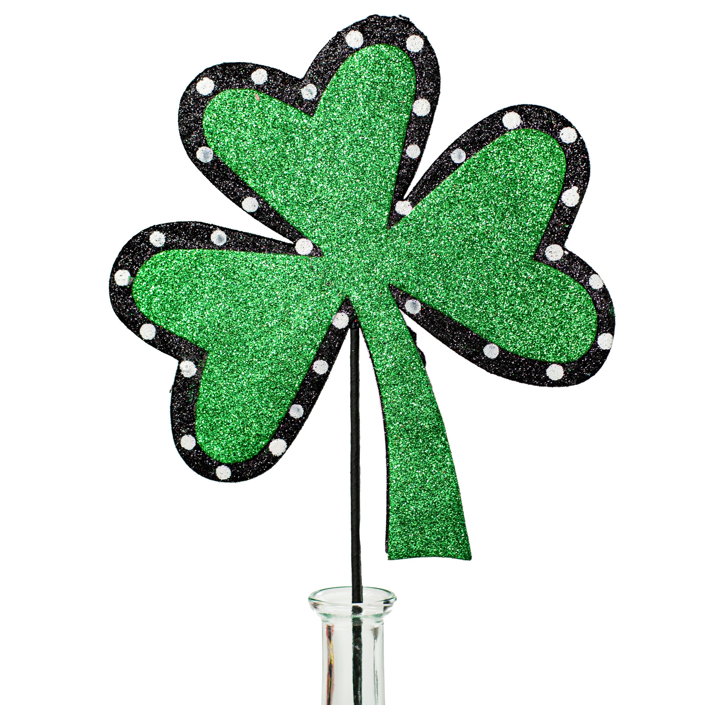 19" Clover With Black & White Pick Item Number: 62592GNBK