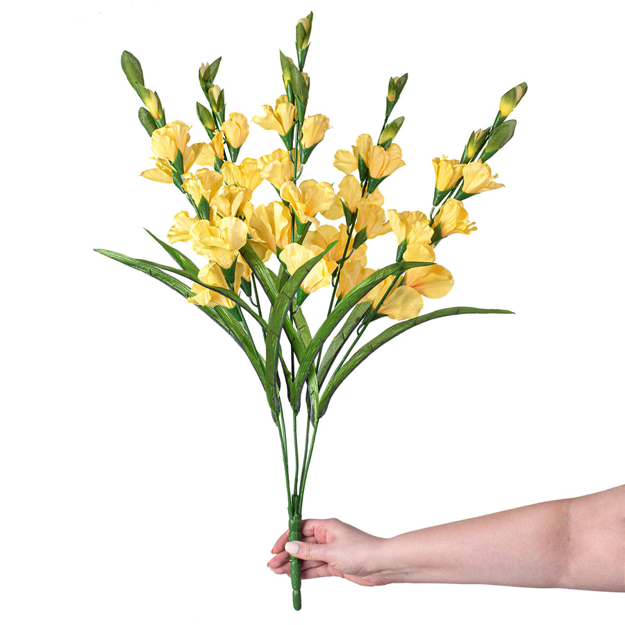 28" Colorfast Gladiolus Bush: Yellow detail photo 3