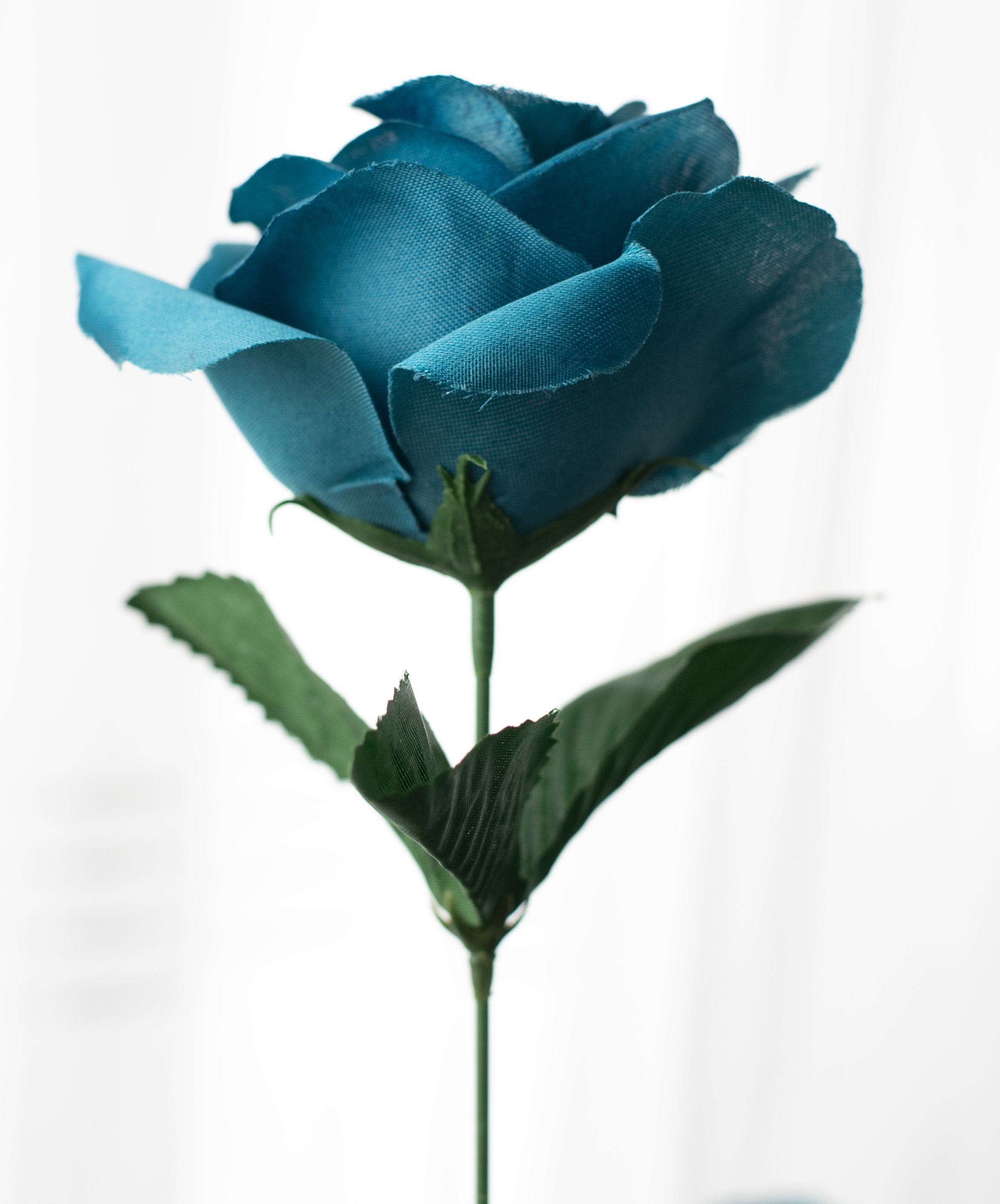 17" Colorfast Lillian Open Rose Bush (12): Teal Blue detail photo 4