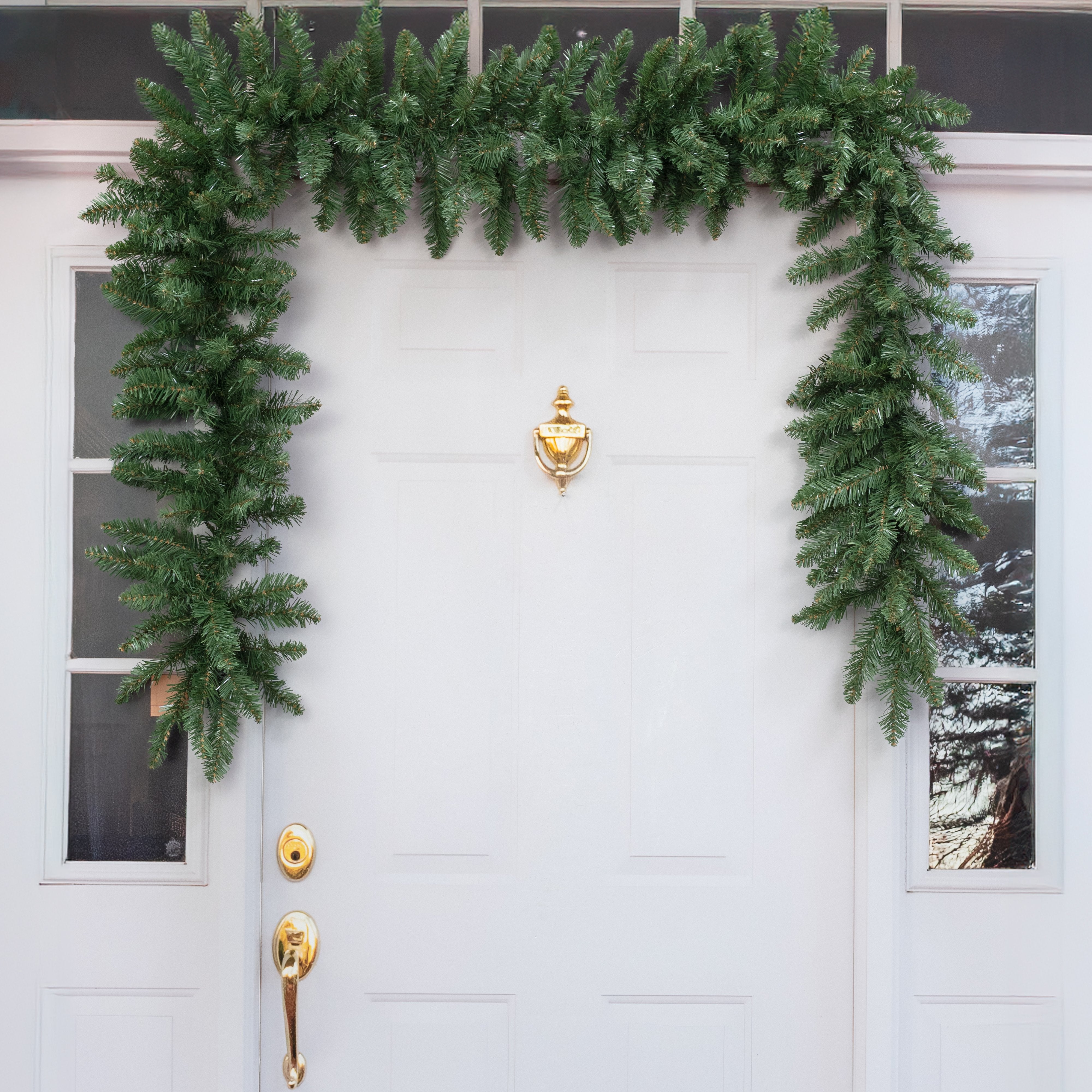 9' Concord Pine Garland: Evergreen (193 Tips) Lifestyle Photo