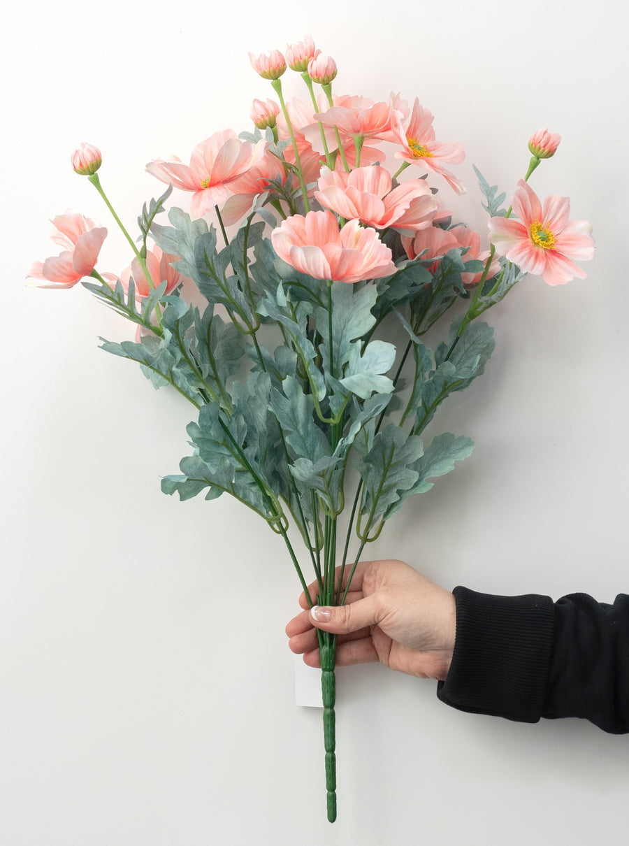 22" Cosmos Bush: Peach Pink (12 Stem) detail photo 3