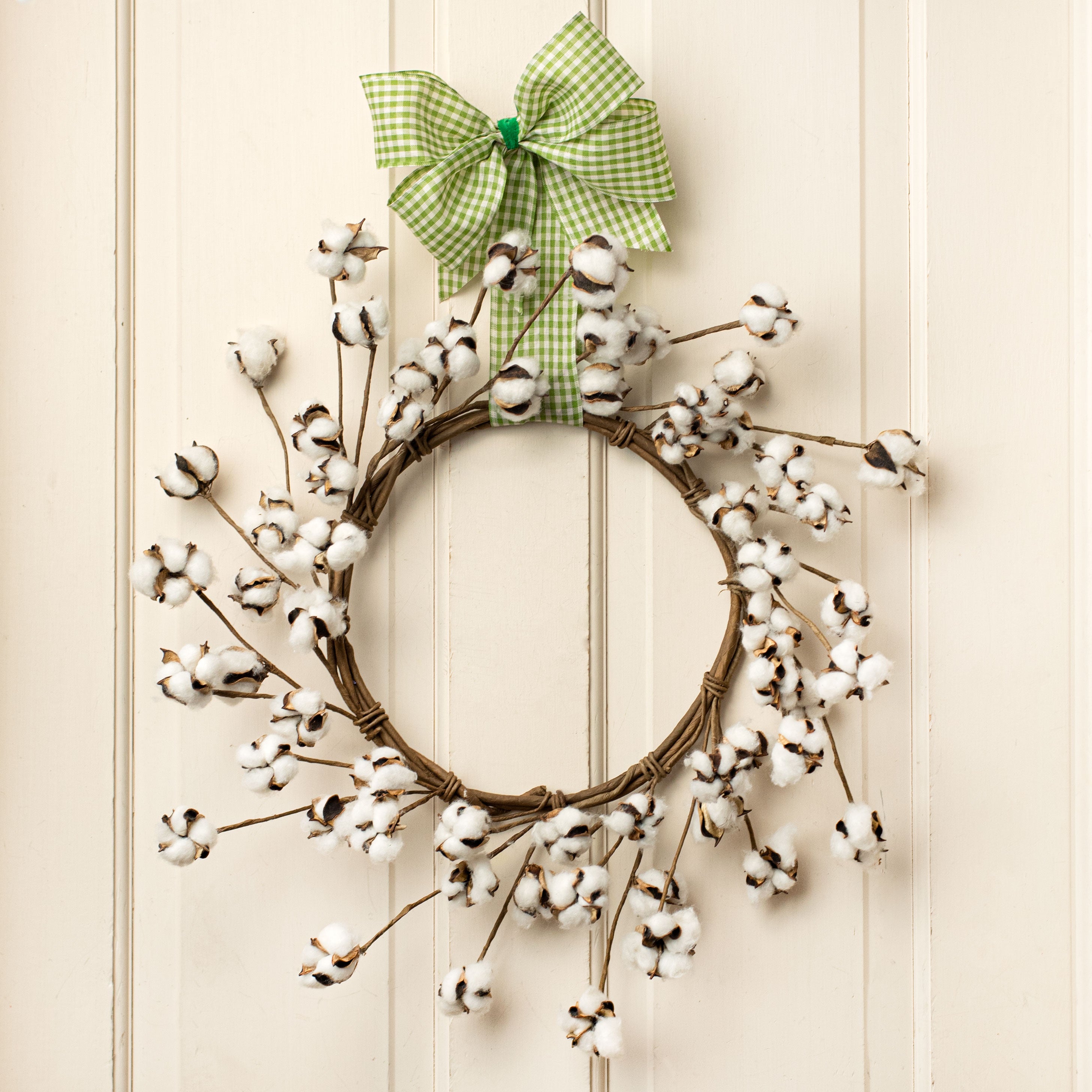 22" Cotton Ball Wreath detail photo 3