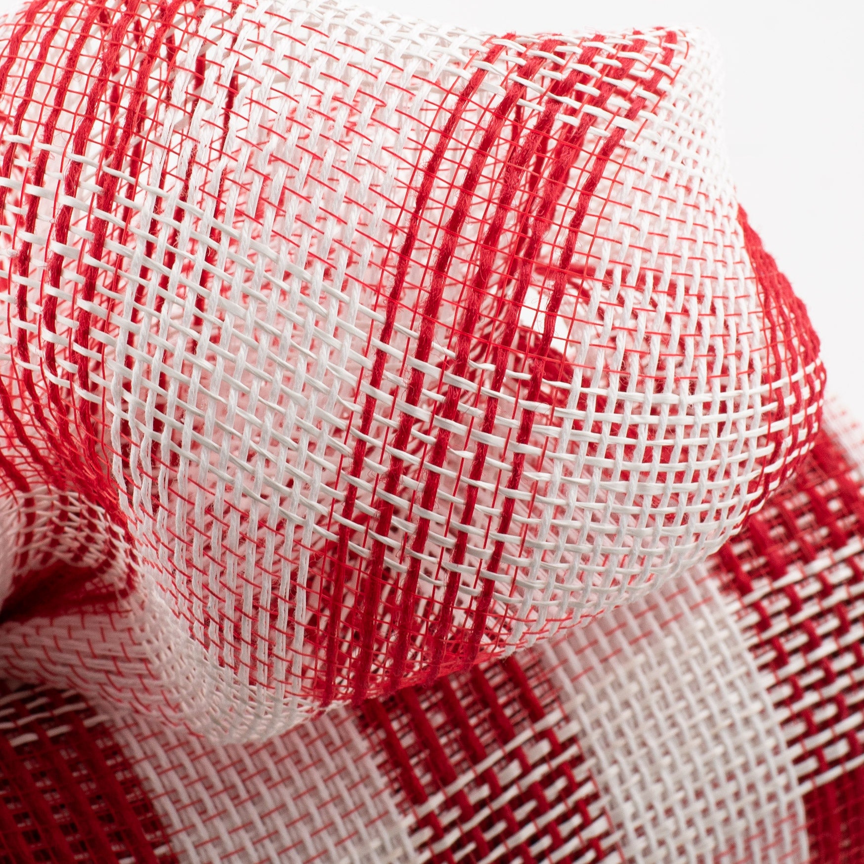 10" Cotton Check Deco Mesh: Red & White detail photo 3