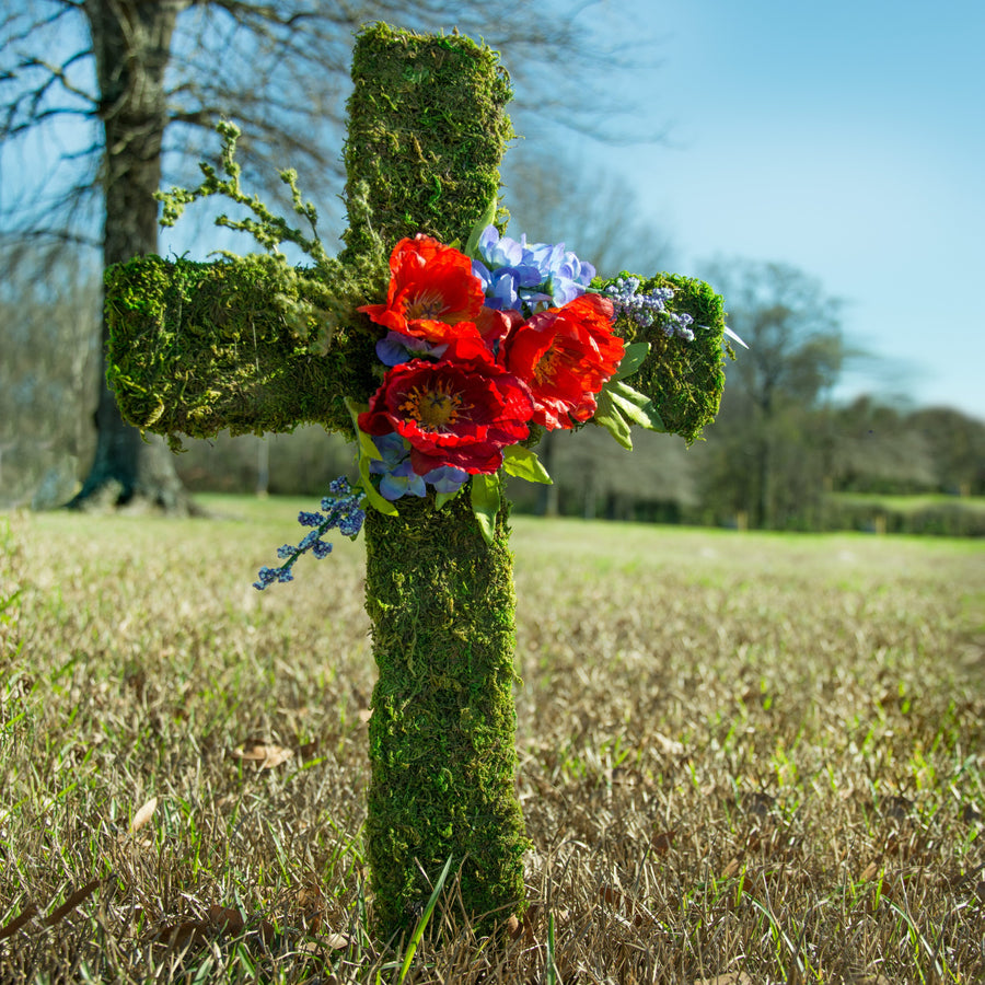 19" Cross Stake With Green Sheet Moss Lifestyle Photo