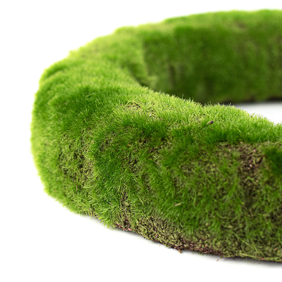 12" Cushion Moss Wreath detail photo 3