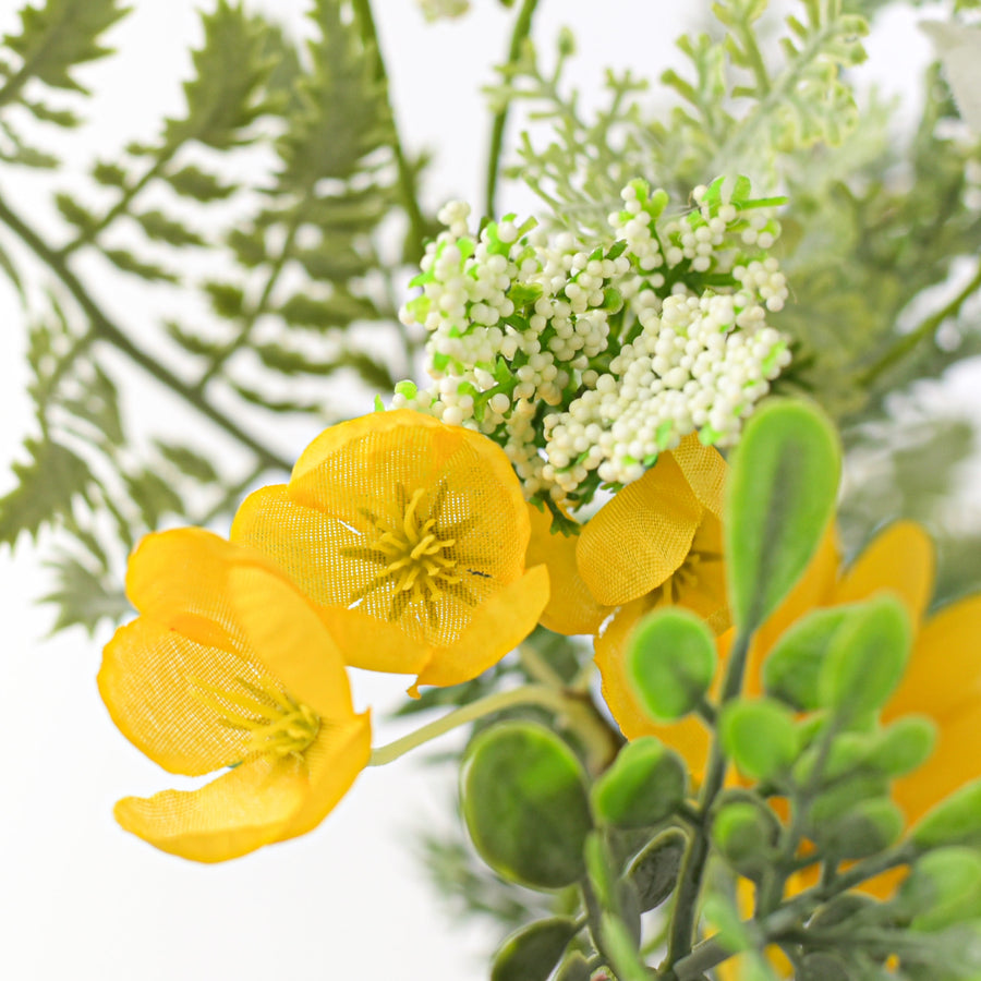 18" Daisy with Ferns Bush: Yellow and White detail photo 4