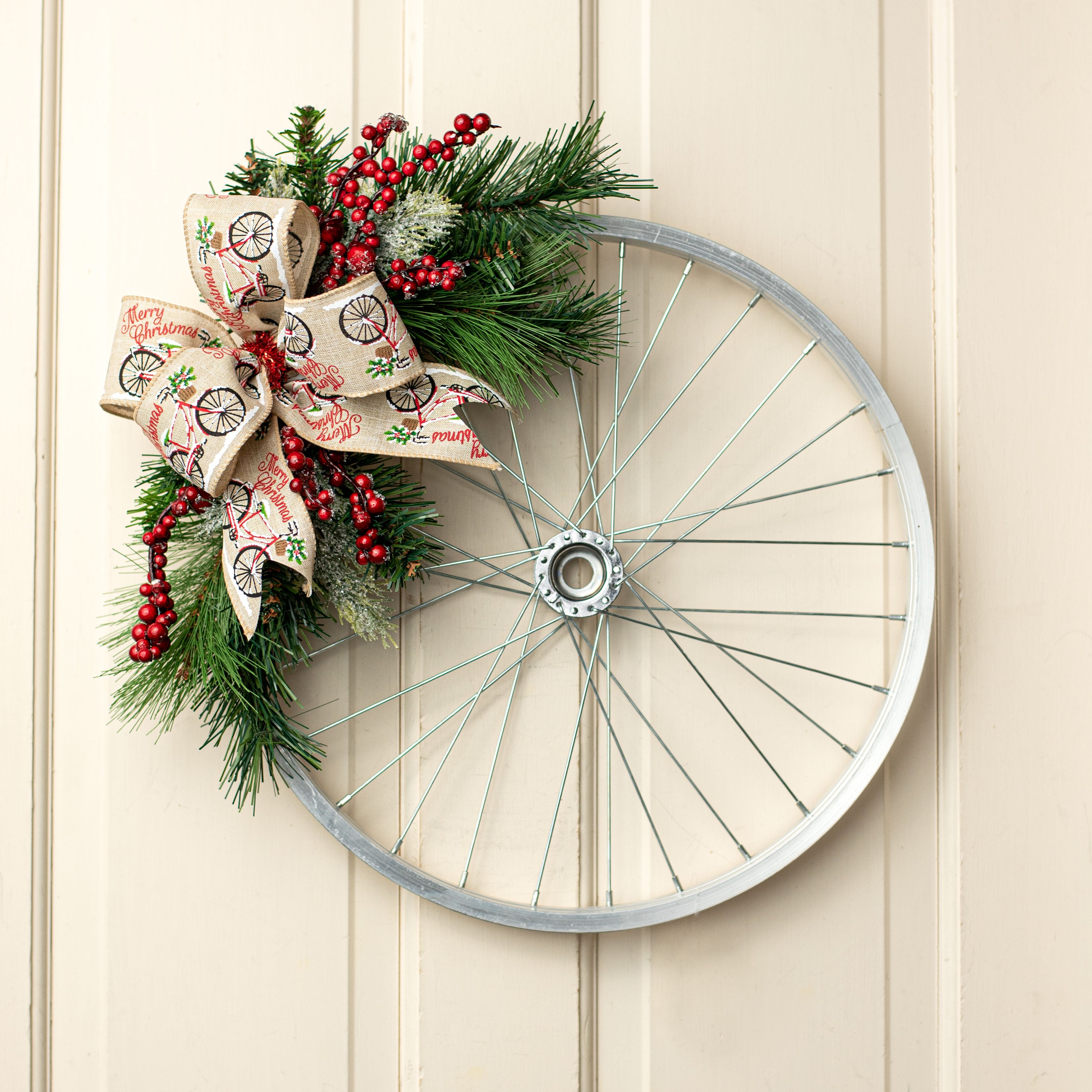 16" Decorative Bicycle Rim: Aluminum Lifestyle Photo
