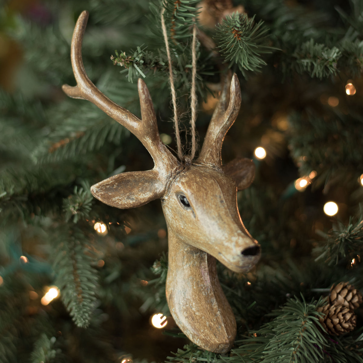 10" Deer Head Ornament: Wood Grain Lifestyle Photo