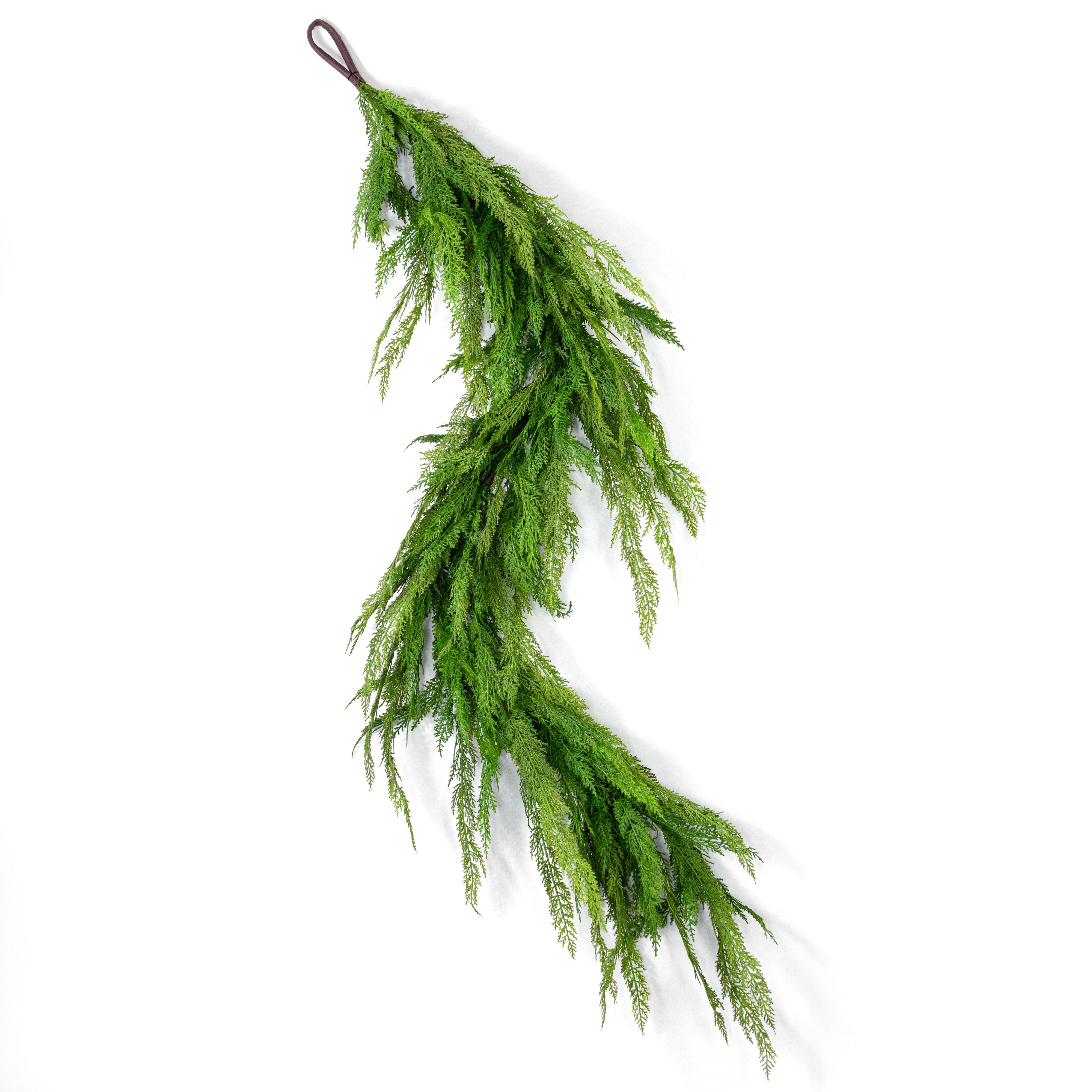 6' Deluxe Double Soft Cedar Garland detail photo 6