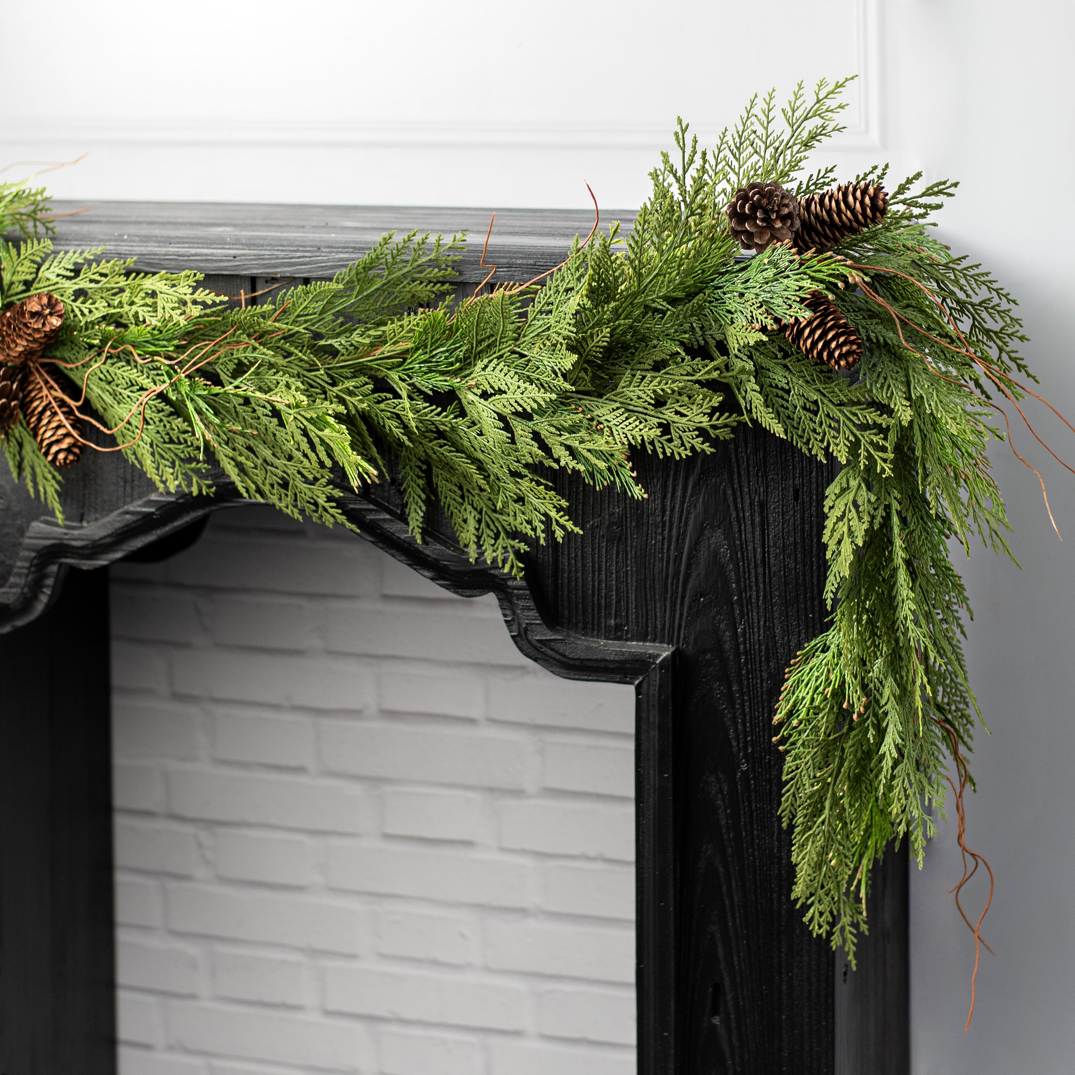 72" Deluxe Incense Cedar & Pinecone Garland Lifestyle Photo