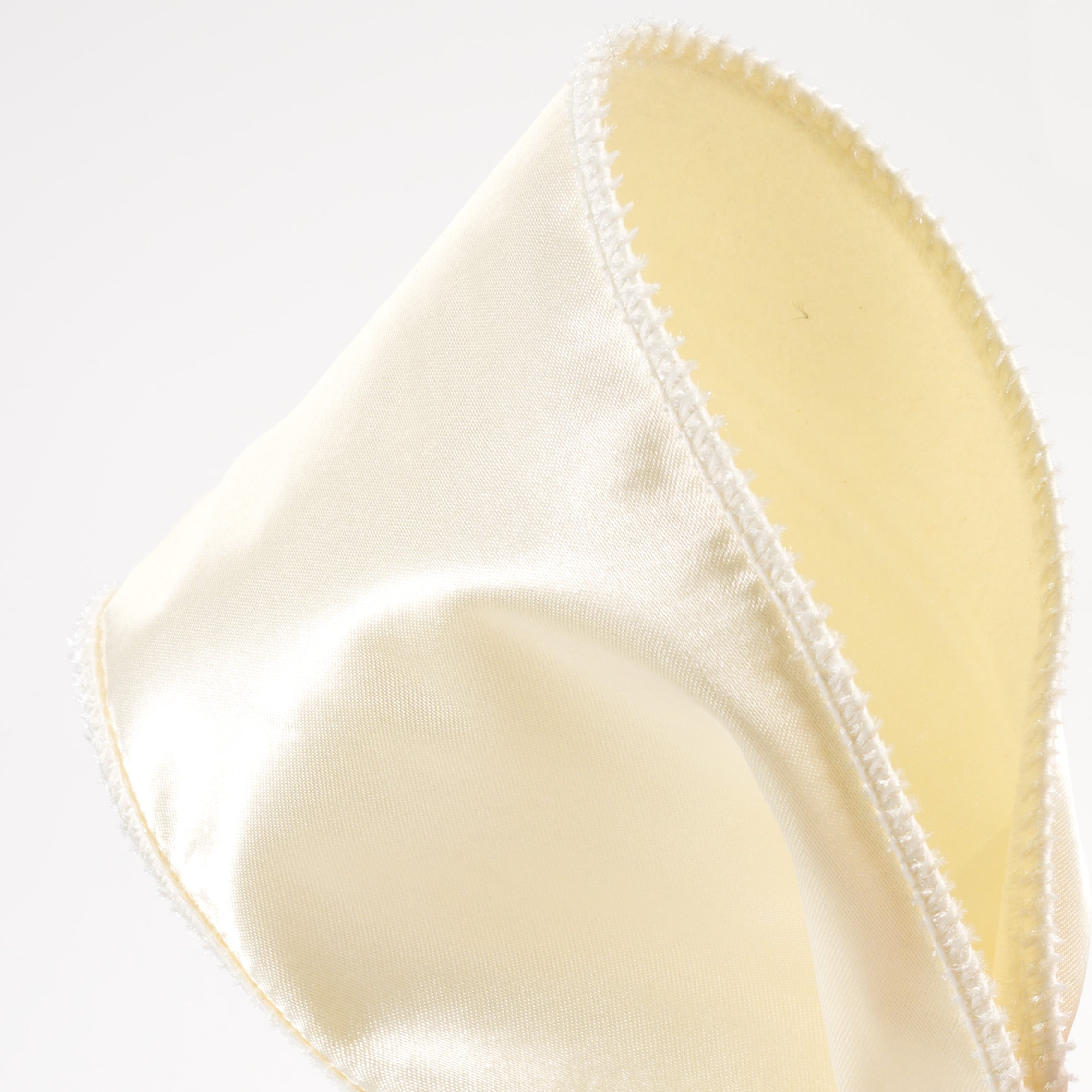 4" Deluxe Velvet Satin Backing Ribbon: Cream (10 Yards) detail photo 3
