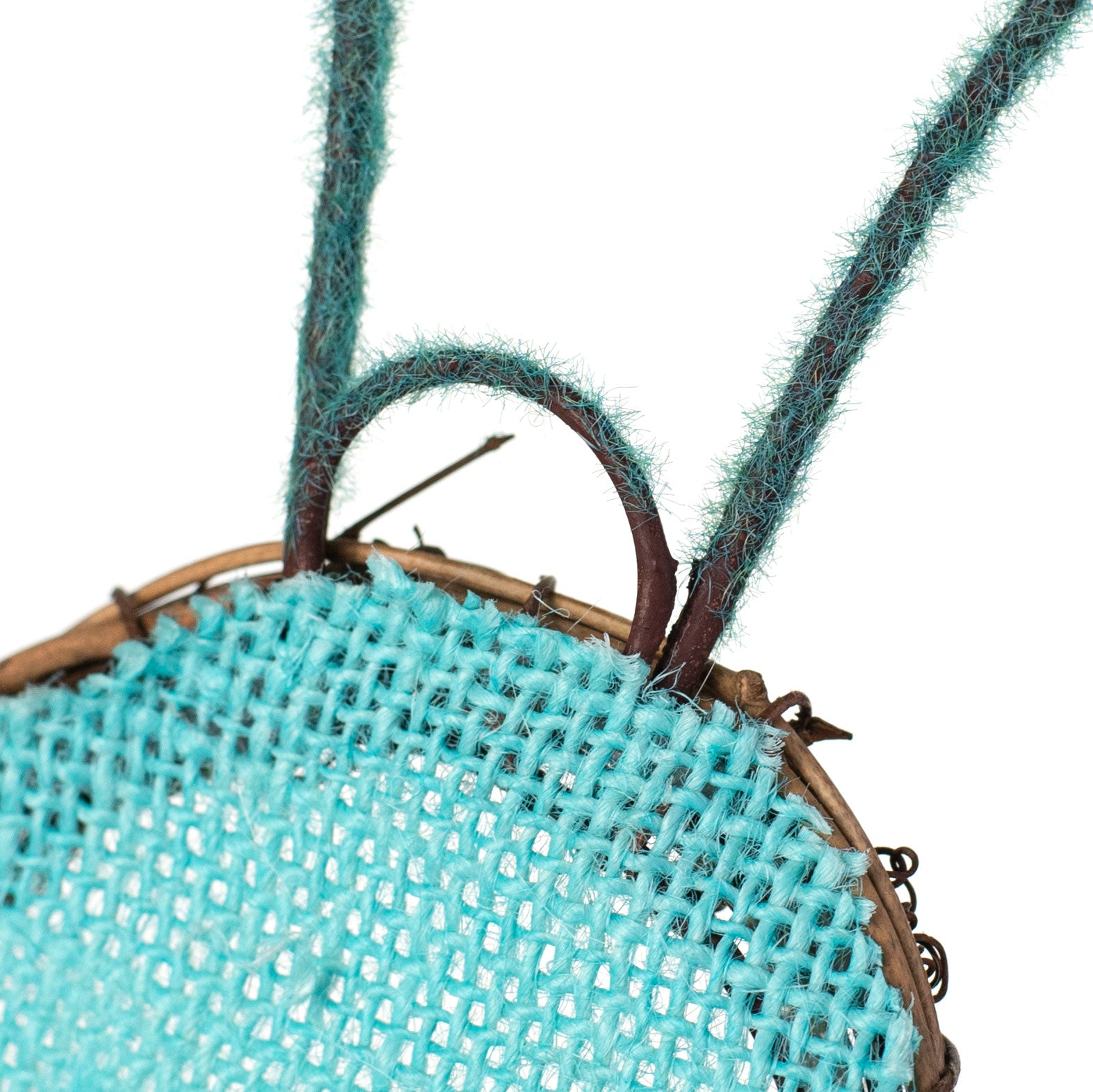 24" Dragonfly Grapevine Hanger detail photo 4