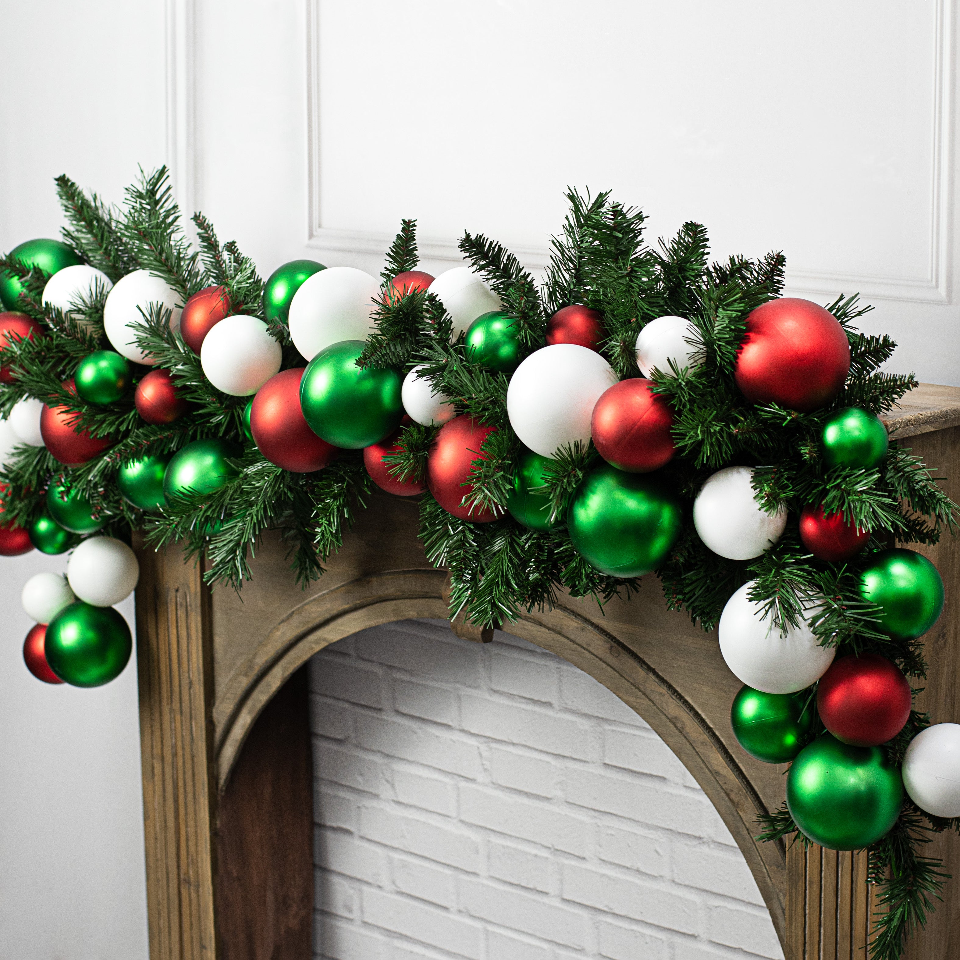 6' Effortless Ornament Garland: Matte Red, Emerald, White Lifestyle Photo